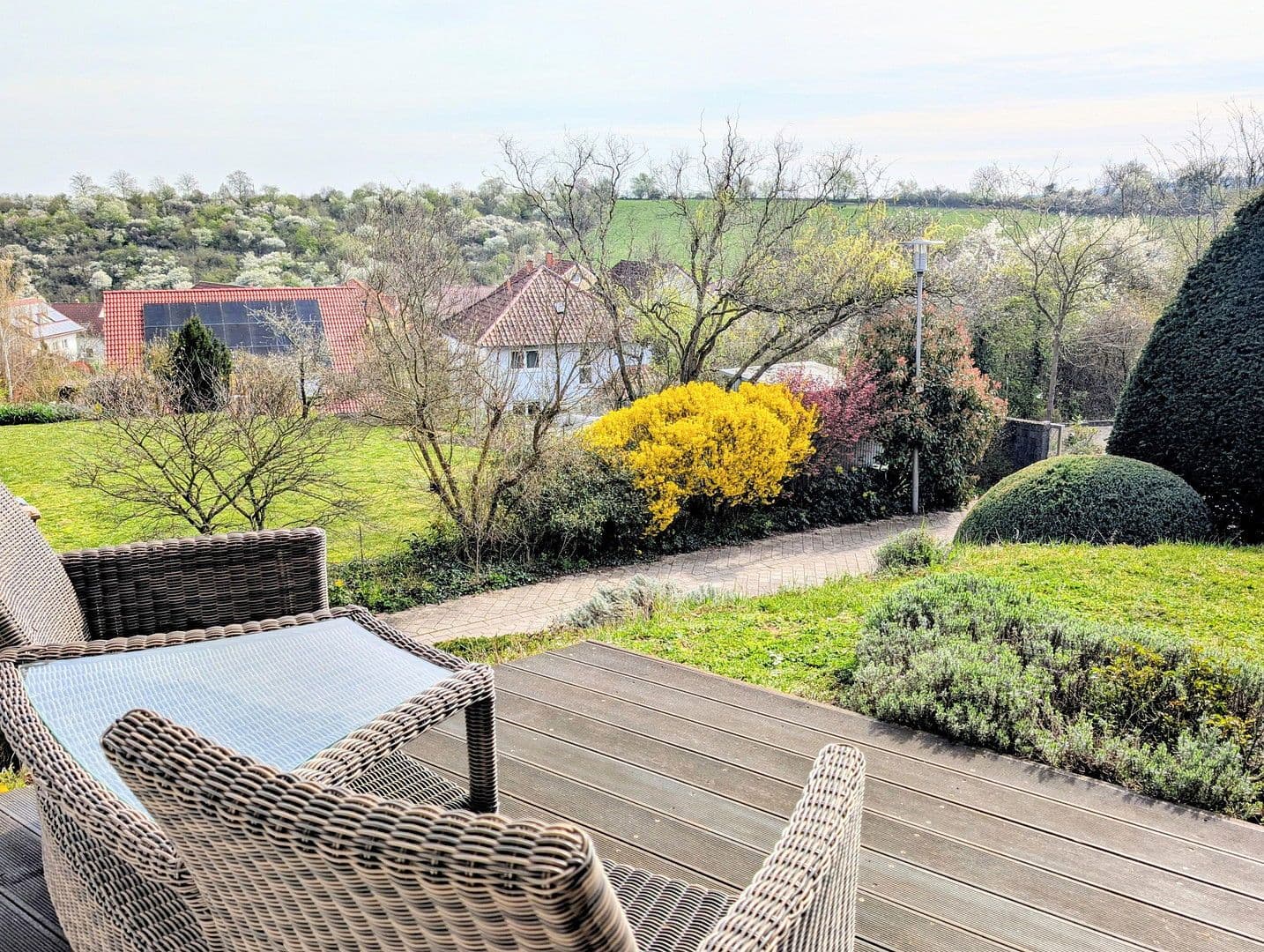 Predaj domu 180 m², pozemek 530 m², Bad Kreuznach, Porýnie-Falcko Predaj domu 180 m², pozemek 530 m², Bad Kreuznach, Porýnie-Falcko