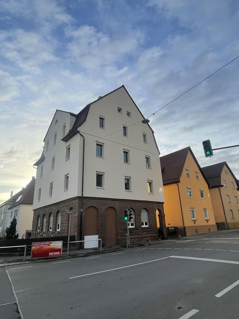Prenájom bytu 3-izbový 65 m², Zabergäustr. 97, Stuttgart, Bádensko-Wurttembersko Prenájom bytu 3-izbový 65 m², Zabergäustr. 97, Stuttgart, Bádensko-Wurttembersko