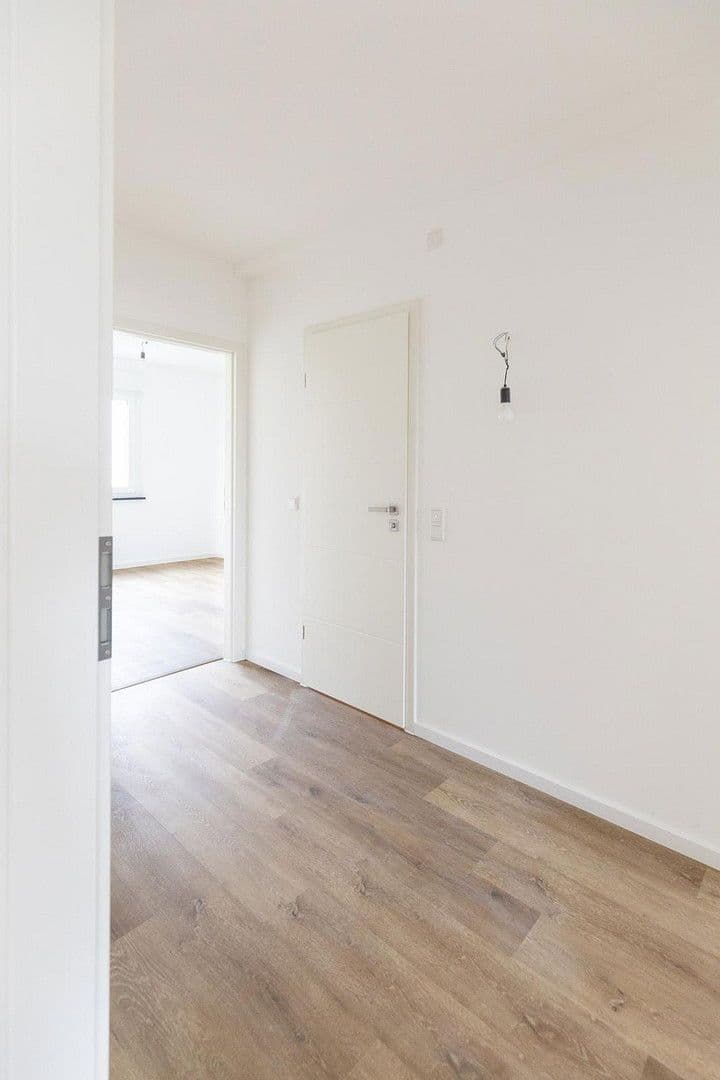 Prenájom bytu 3-izbový 85 m², Petersauracher Str. 39, Nürnberg, Bavorsko Prenájom bytu 3-izbový 85 m², Petersauracher Str. 39, Nürnberg, Bavorsko