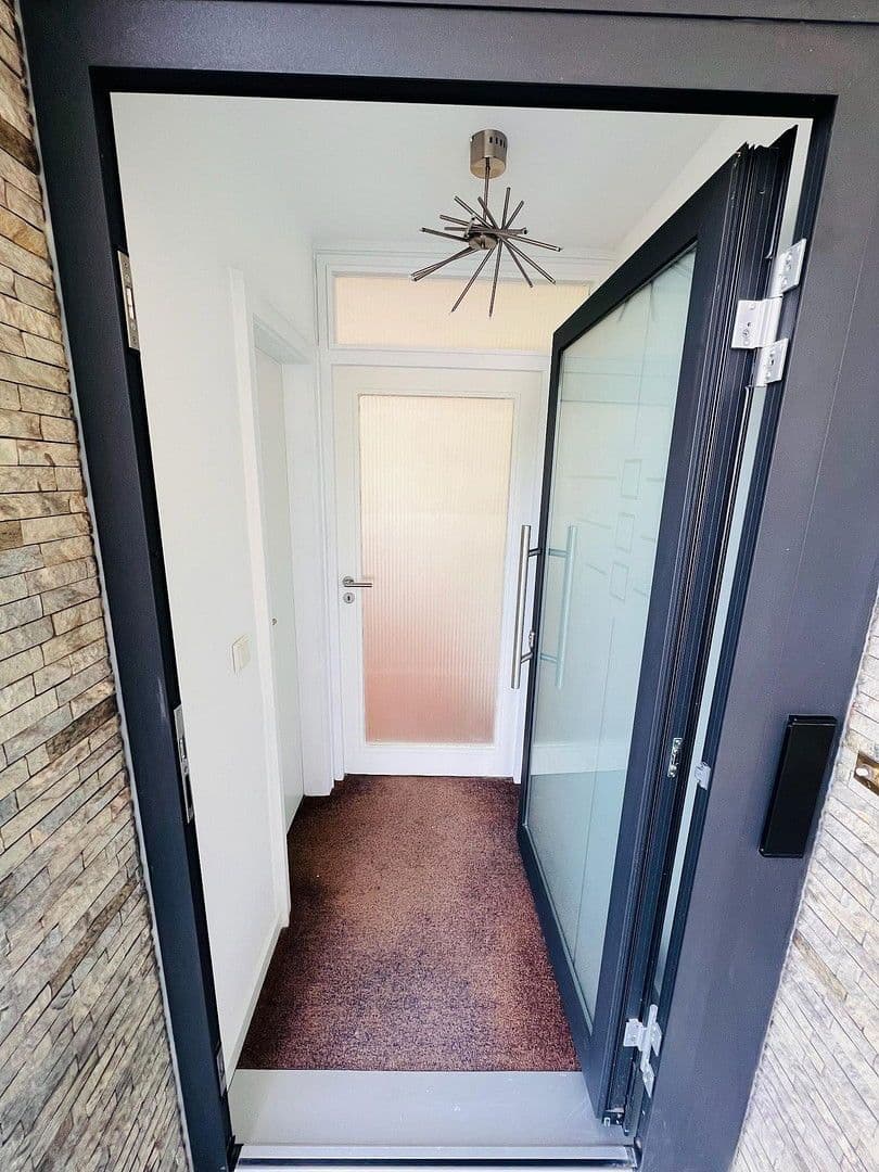 Predaj bytu 3-izbový 95 m², Friedenstraße 22, Kehl, Bádensko-Wurttembersko Predaj bytu 3-izbový 95 m², Friedenstraße 22, Kehl, Bádensko-Wurttembersko