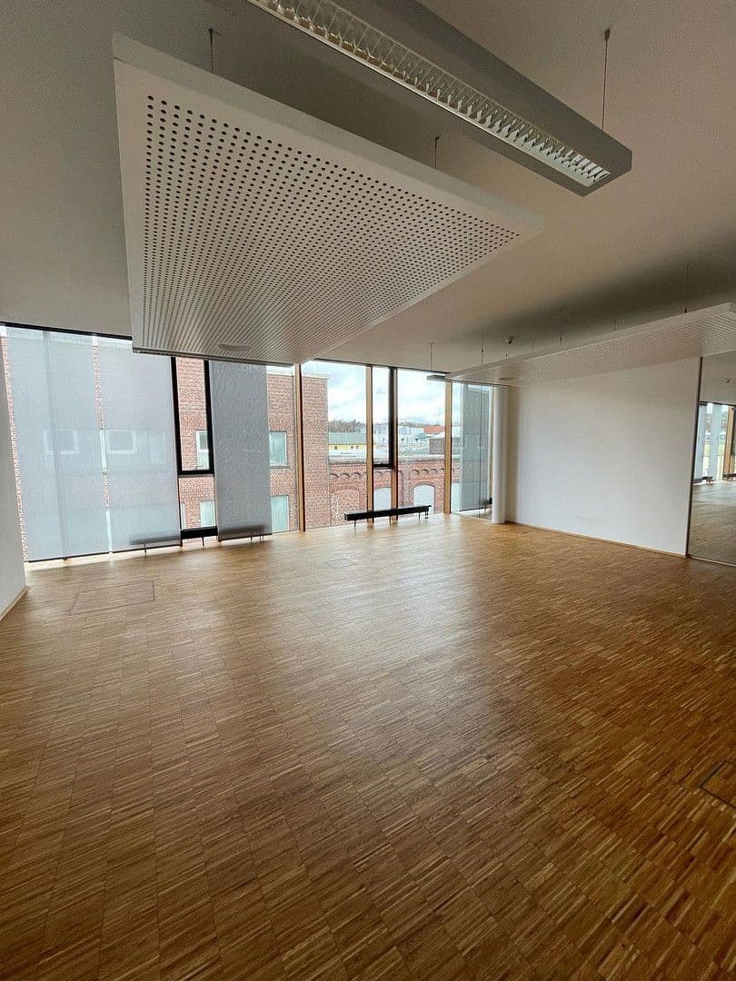 Prenájom kancelárie 1.314 m², Industriestraße 30, Remscheid, Severné Porýnie - Westfálsko Prenájom kancelárie 1.314 m², Industriestraße 30, Remscheid, Severné Porýnie - Westfálsko