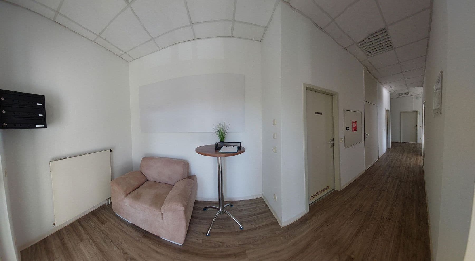 Prenájom kancelárie 330 m², Max-Planck-Straße 17, Unterschleißheim, Bavorsko Prenájom kancelárie 330 m², Max-Planck-Straße 17, Unterschleißheim, Bavorsko