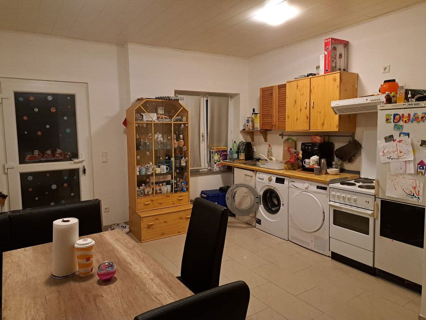 Prenájom bytu 1-izbový 47 m², Karlsruhe, Bádensko-Wurttembersko Prenájom bytu 1-izbový 47 m², Karlsruhe, Bádensko-Wurttembersko