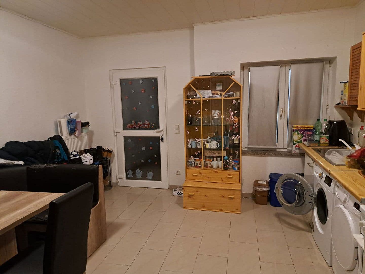 Prenájom bytu 1-izbový 47 m², Karlsruhe, Bádensko-Wurttembersko Prenájom bytu 1-izbový 47 m², Karlsruhe, Bádensko-Wurttembersko