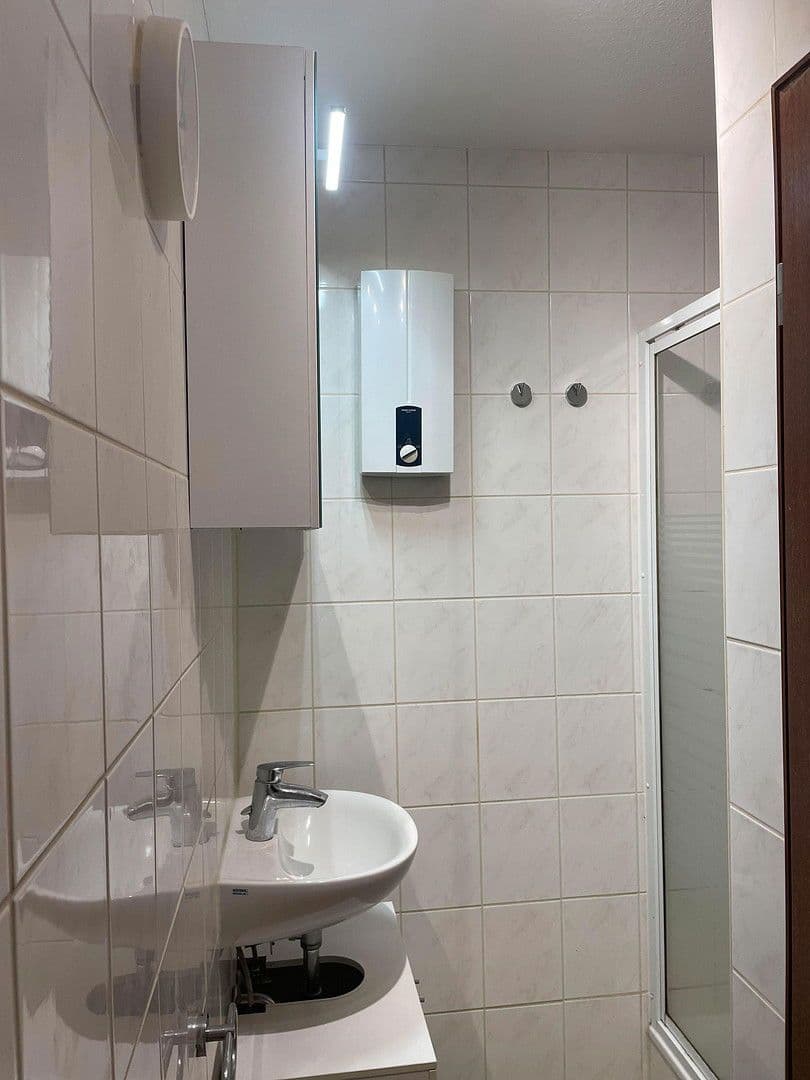 Prenájom bytu 2-izbový 43 m², Seestraße 14, Pottum, Porýnie-Falcko Prenájom bytu 2-izbový 43 m², Seestraße 14, Pottum, Porýnie-Falcko