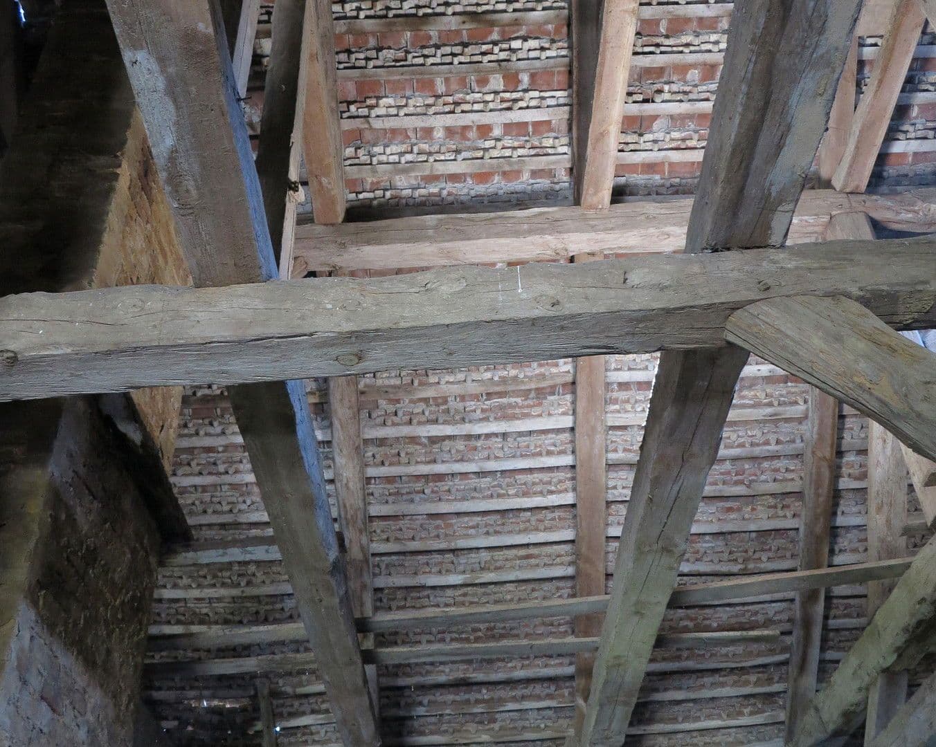 Predaj domu 1.200 m², pozemek 7.000 m², Ivenack, Meklenbursko-Predpomoransko Predaj domu 1.200 m², pozemek 7.000 m², Ivenack, Meklenbursko-Predpomoransko