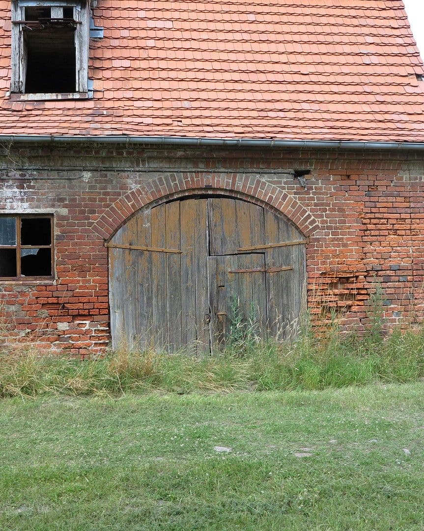 Predaj domu 1.200 m², pozemek 7.000 m², Ivenack, Meklenbursko-Predpomoransko Predaj domu 1.200 m², pozemek 7.000 m², Ivenack, Meklenbursko-Predpomoransko