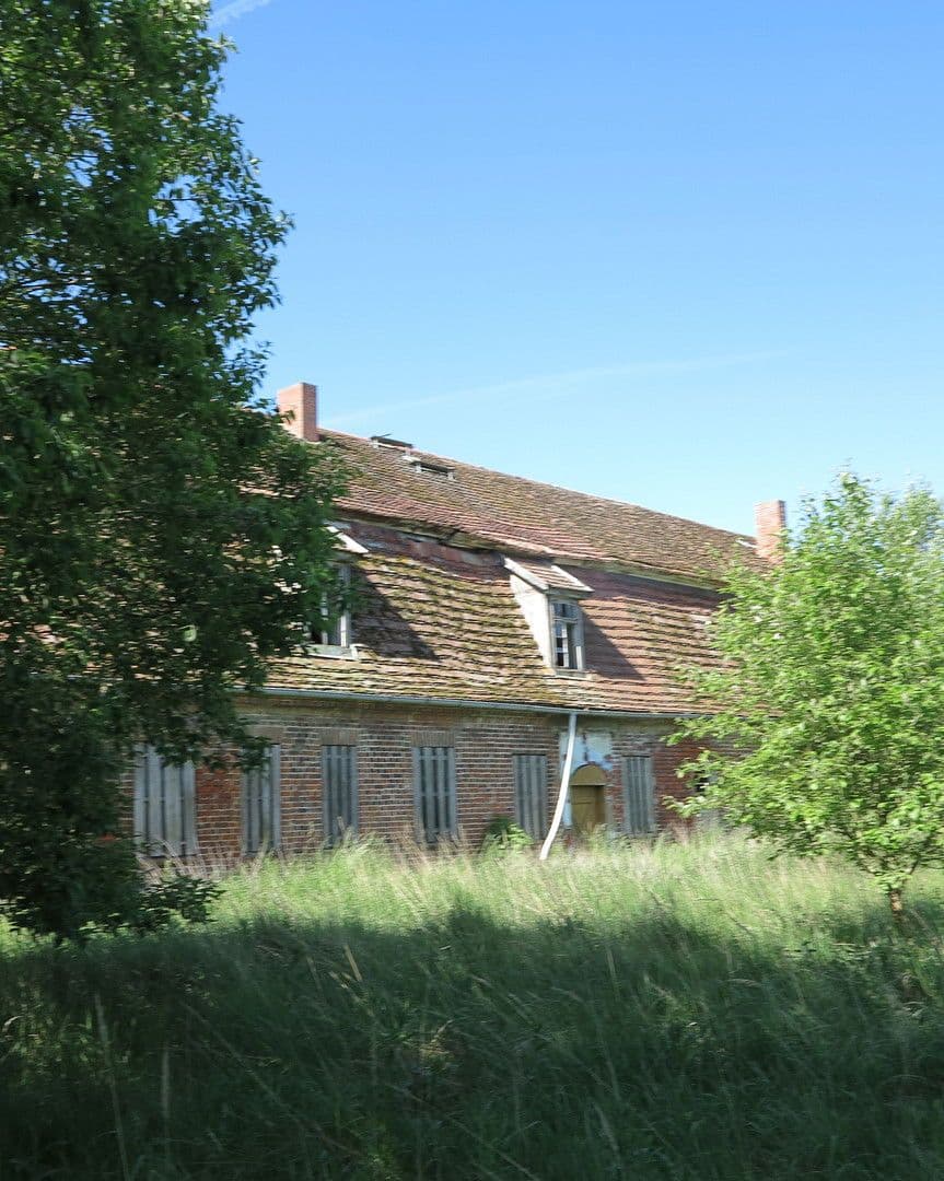 Predaj domu 1.200 m², pozemek 7.000 m², Ivenack, Meklenbursko-Predpomoransko Predaj domu 1.200 m², pozemek 7.000 m², Ivenack, Meklenbursko-Predpomoransko