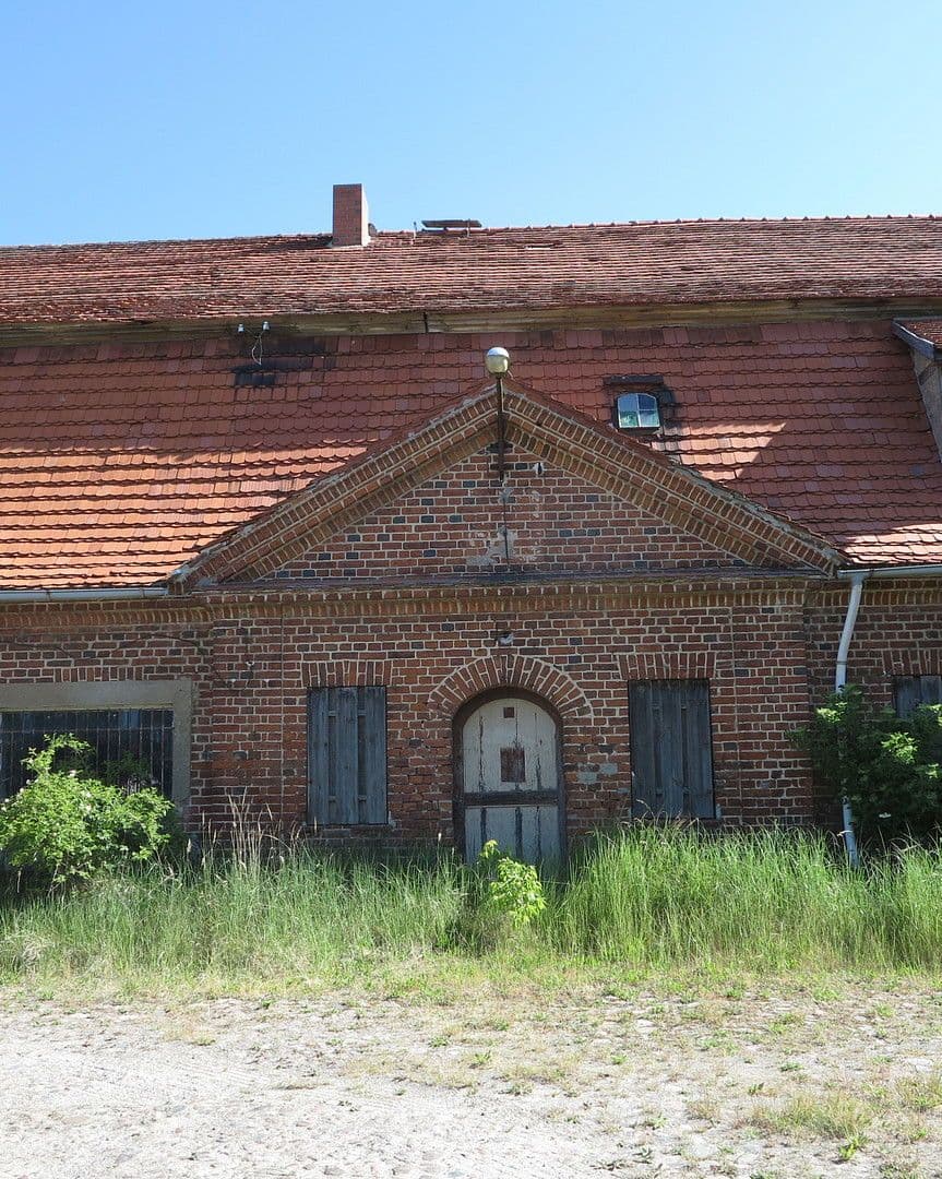 Predaj domu 1.200 m², pozemek 7.000 m², Ivenack, Meklenbursko-Predpomoransko Predaj domu 1.200 m², pozemek 7.000 m², Ivenack, Meklenbursko-Predpomoransko