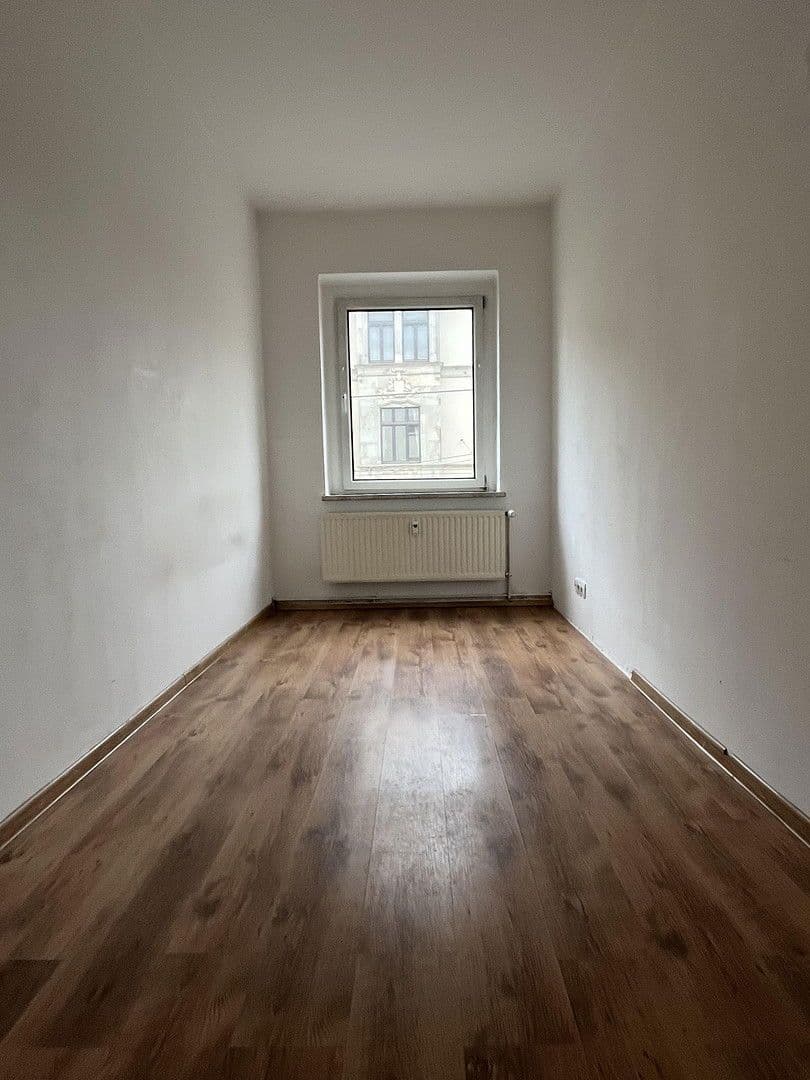 Prenájom bytu 3-izbový 76 m², Leipziger Straße 132, Zwickau, Sasko Prenájom bytu 3-izbový 76 m², Leipziger Straße 132, Zwickau, Sasko