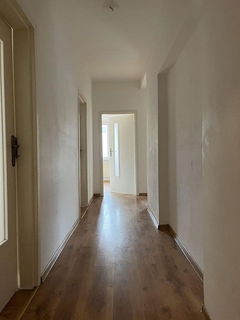 Prenájom bytu 3-izbový 76 m², Leipziger Straße 132, Zwickau, Sasko Prenájom bytu 3-izbový 76 m², Leipziger Straße 132, Zwickau, Sasko