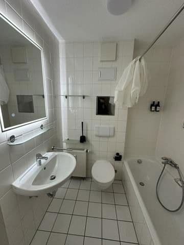 Prenájom bytu 3-izbový 89 m², Offenbacher Straße, Dietzenbach, Hesensko Prenájom bytu 3-izbový 89 m², Offenbacher Straße, Dietzenbach, Hesensko