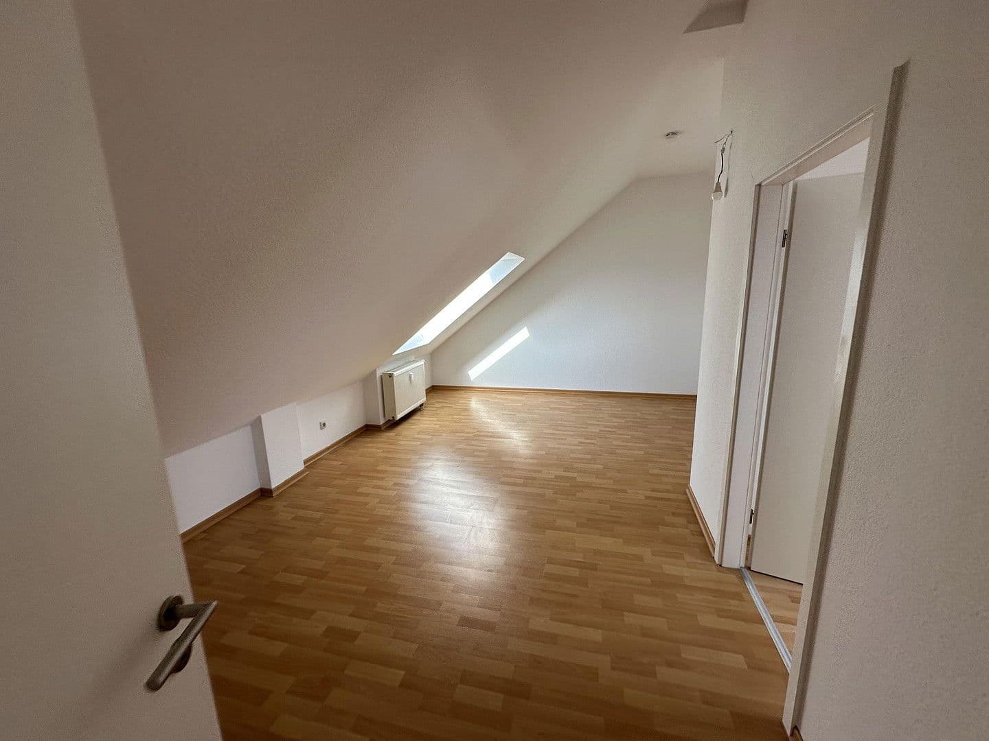 Prenájom bytu 3-izbový 89 m², Offenbacher Straße, Dietzenbach, Hesensko Prenájom bytu 3-izbový 89 m², Offenbacher Straße, Dietzenbach, Hesensko