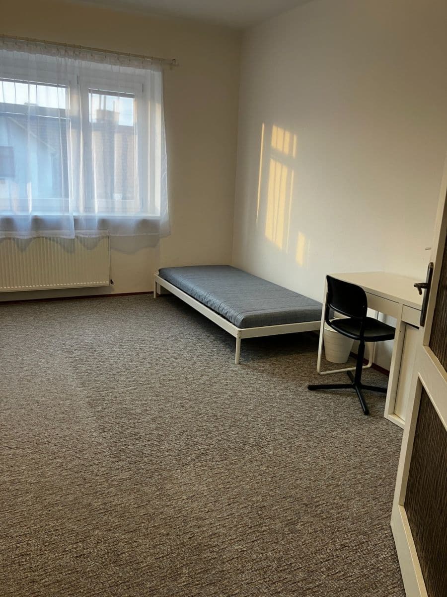 Prenájom bytu 3-izbový 90 m², Krkoškova, Brno, Jihomoravský kraj Prenájom bytu 3-izbový 90 m², Krkoškova, Brno, Jihomoravský kraj