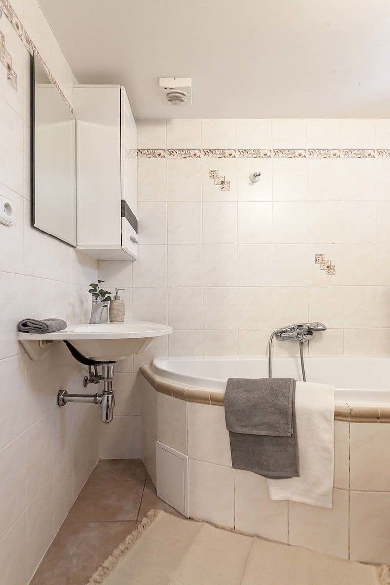 Predaj bytu 3-izbový 88 m², Na Vyhlídce, Praha, Praha Predaj bytu 3-izbový 88 m², Na Vyhlídce, Praha, Praha