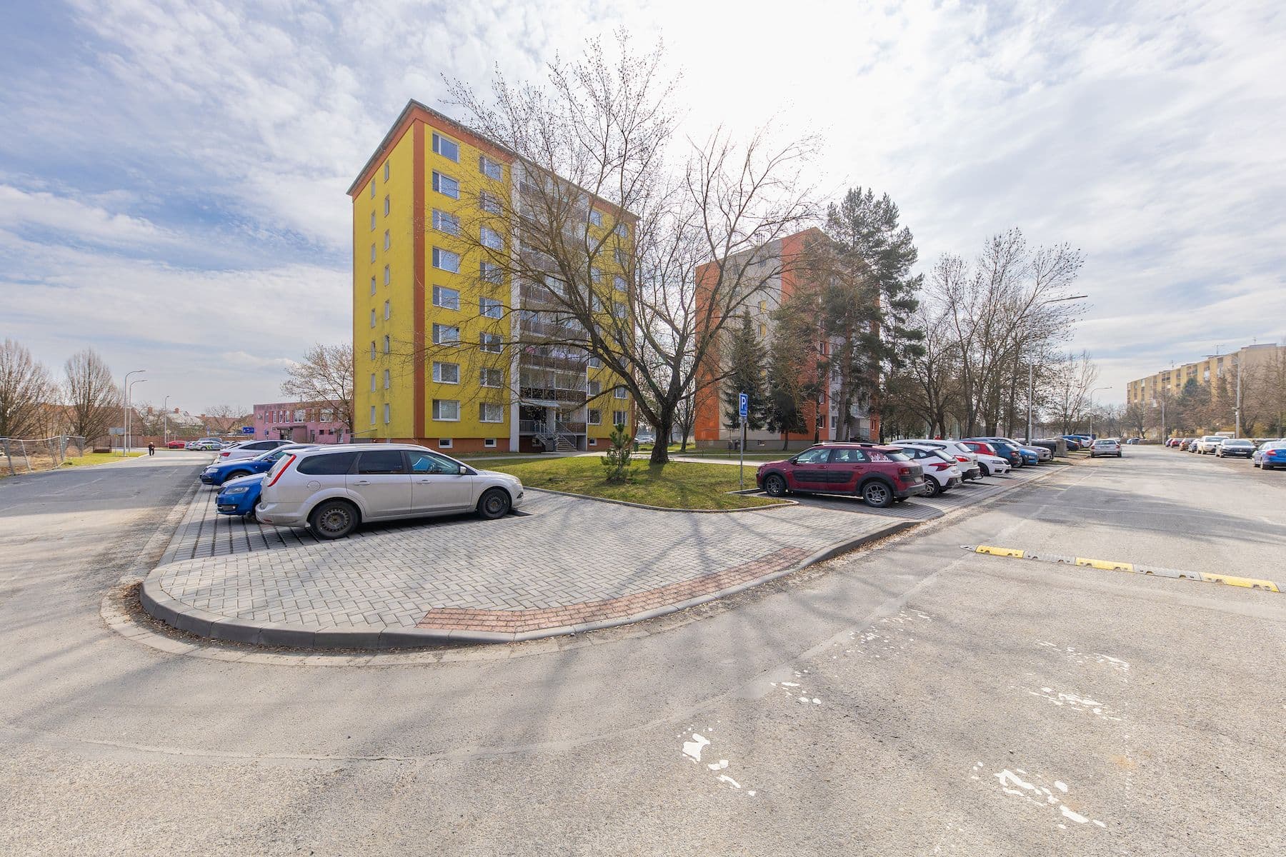 Predaj bytu 3-izbový 70 m², Gen. Svobody, Uničov, Olomoucký kraj Predaj bytu 3-izbový 70 m², Gen. Svobody, Uničov, Olomoucký kraj