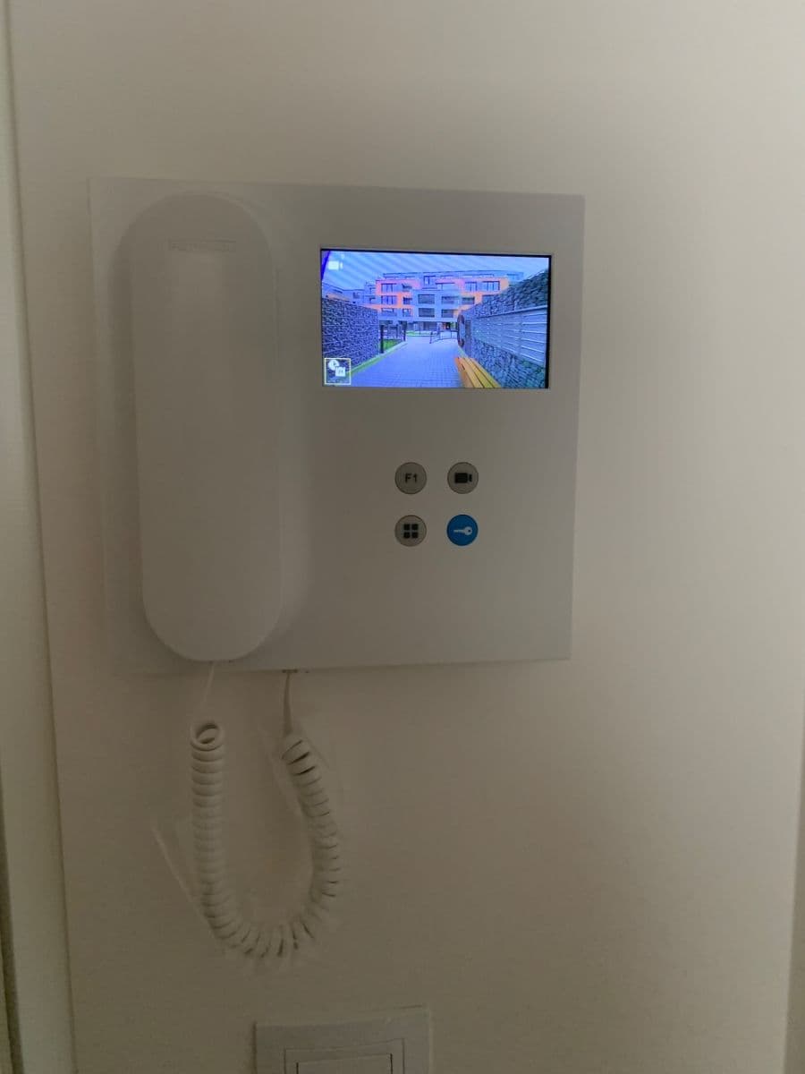 Prenájom bytu 2-izbový 60 m², Michelská, Praha, Praha Prenájom bytu 2-izbový 60 m², Michelská, Praha, Praha