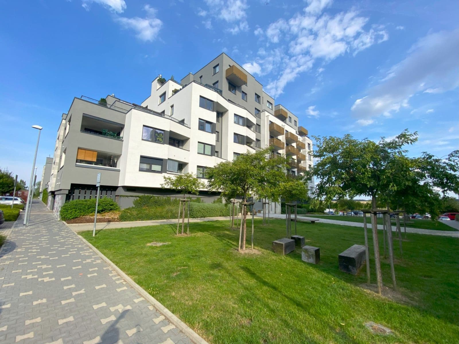 Prenájom bytu 1-izbový 32 m², Honzíkova, Praha, Praha Prenájom bytu 1-izbový 32 m², Honzíkova, Praha, Praha