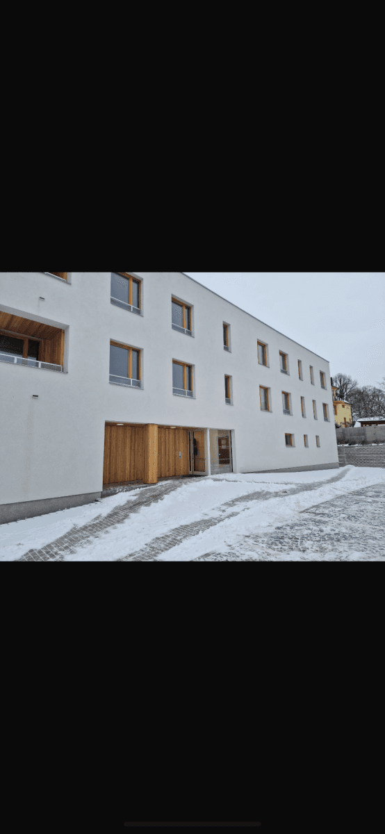 Prenájom garáže 12 m², Nová Tesla, Pardubice, Pardubický kraj Prenájom garáže 12 m², Nová Tesla, Pardubice, Pardubický kraj