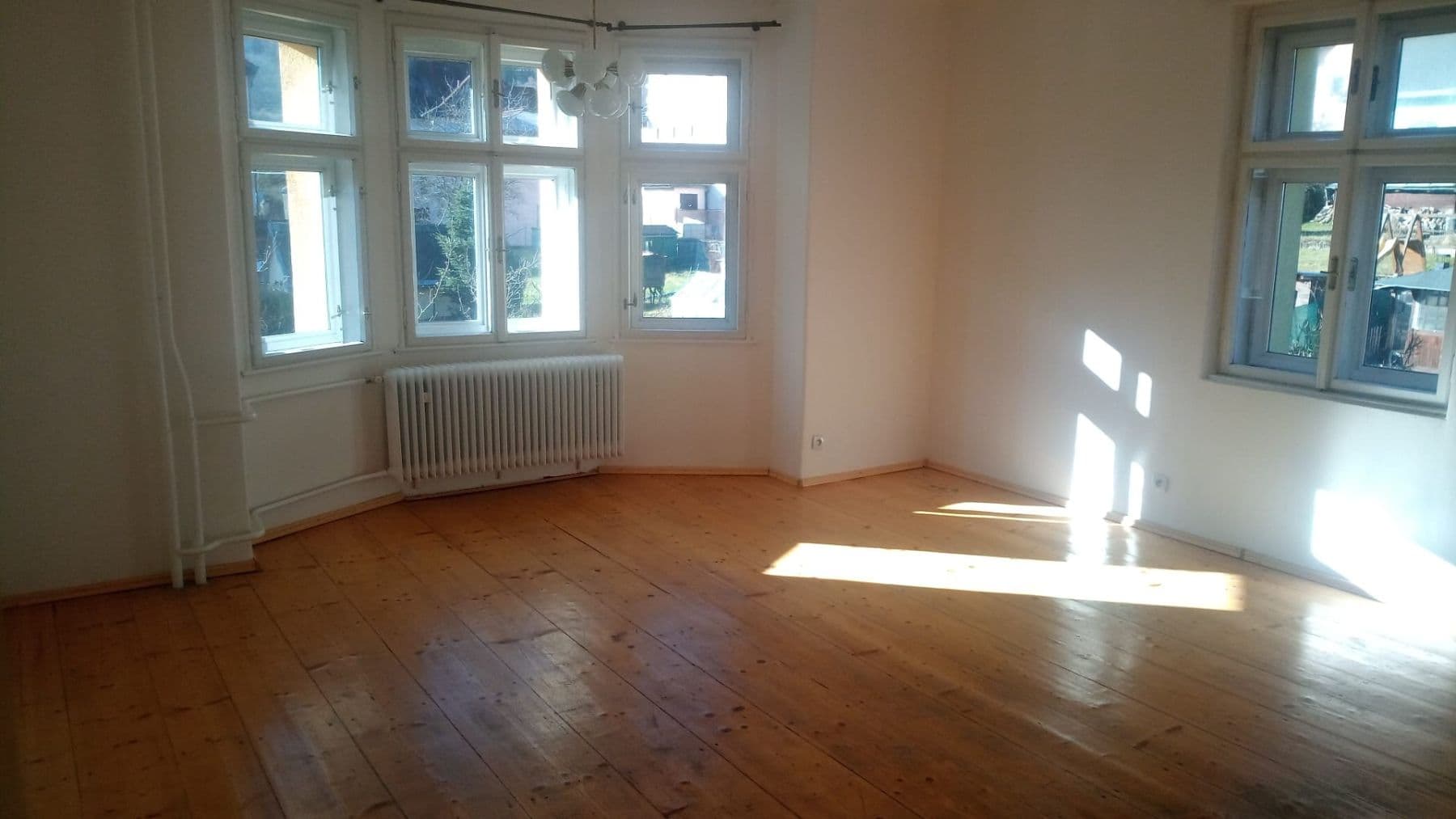 Predaj domu 366 m², pozemek 637 m², Nad Stadiónem, Vimperk, Jihočeský kraj Predaj domu 366 m², pozemek 637 m², Nad Stadiónem, Vimperk, Jihočeský kraj