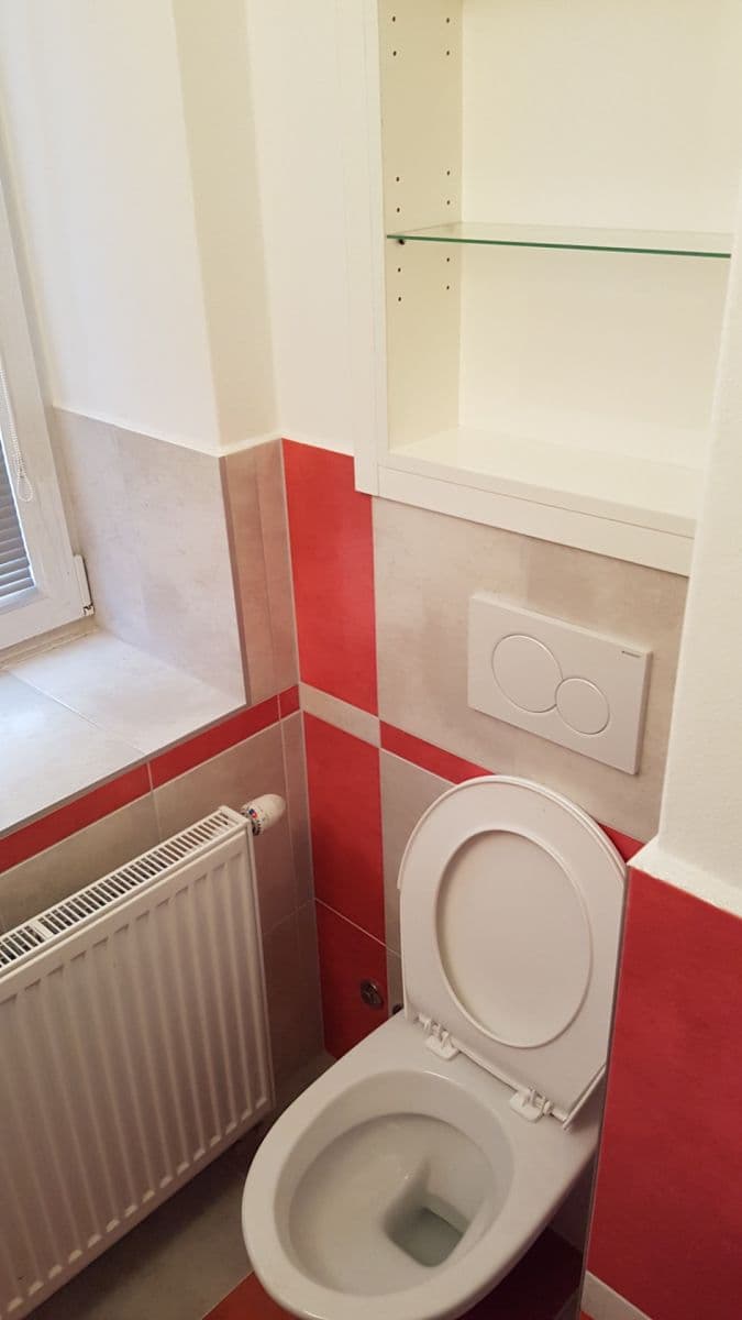 Prenájom domu 220 m², pozemek 431 m², Krapkova, Hradec Králové, Královéhradecký kraj Prenájom domu 220 m², pozemek 431 m², Krapkova, Hradec Králové, Královéhradecký kraj