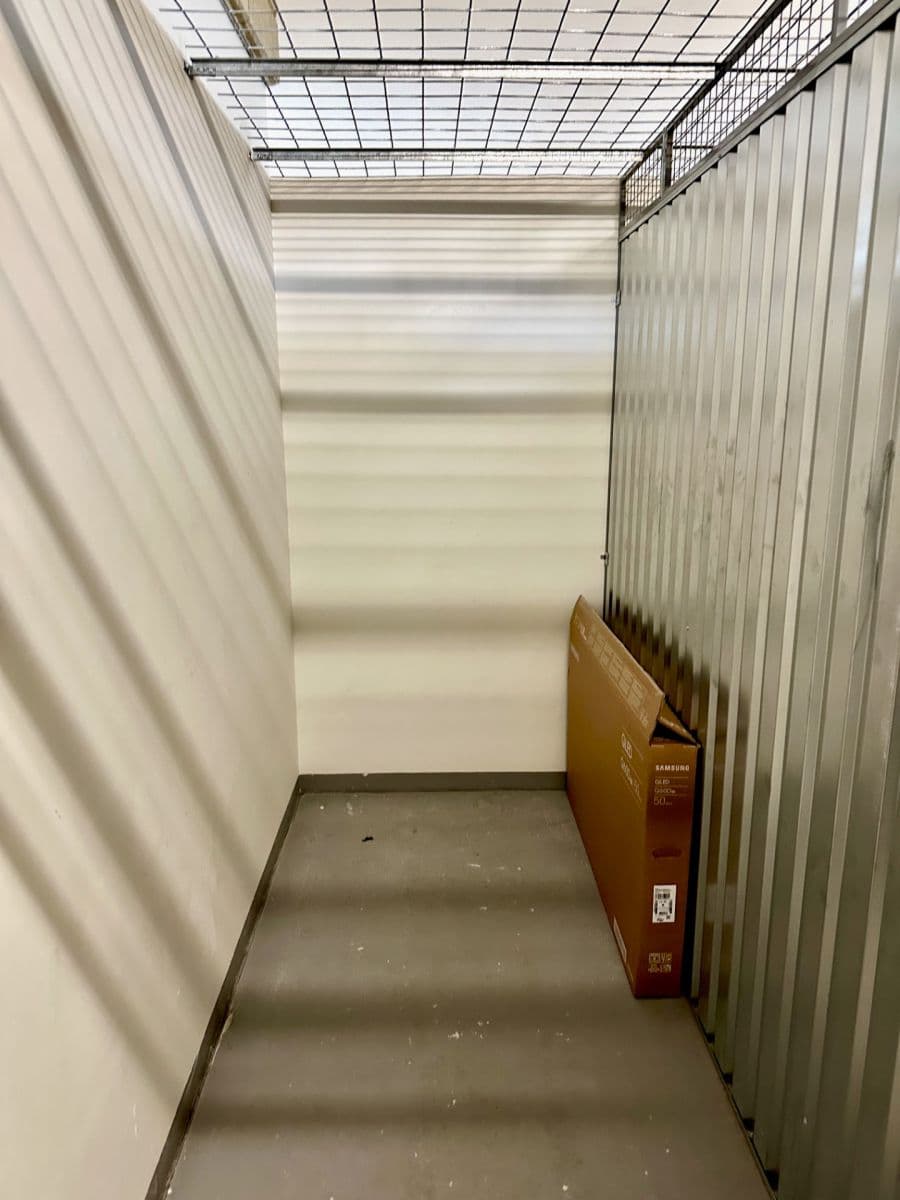 Prenájom bytu 1-izbový 45 m², Osadní, Praha, Praha Prenájom bytu 1-izbový 45 m², Osadní, Praha, Praha