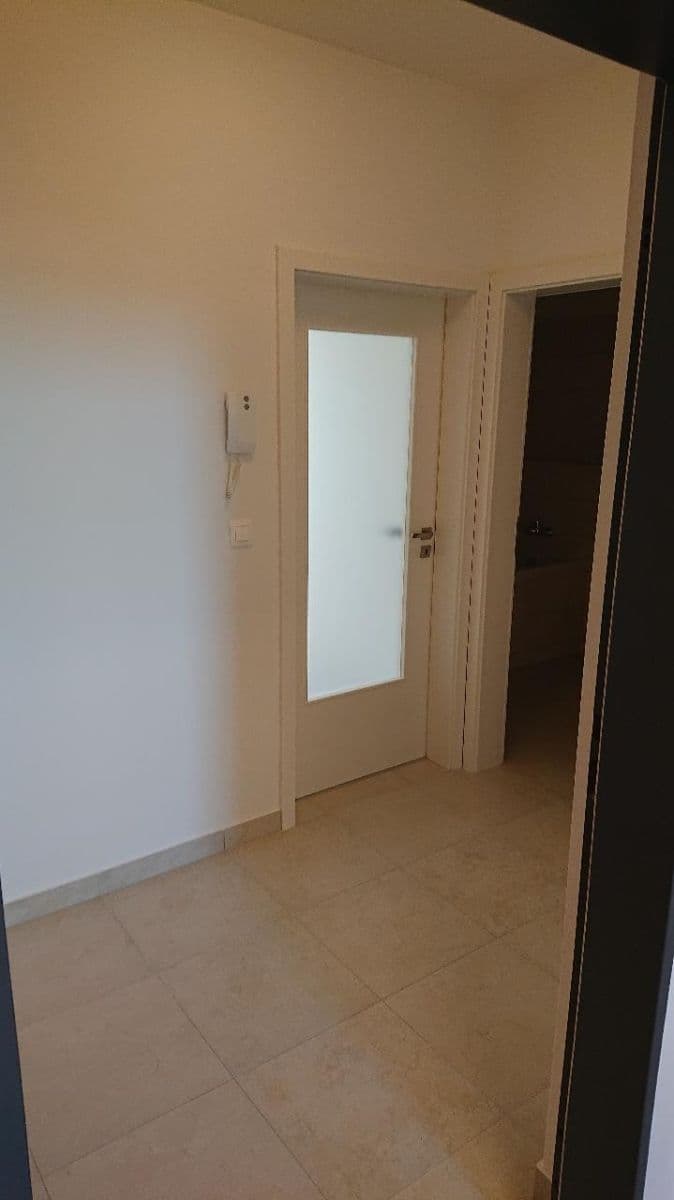 Prenájom bytu 1-izbový 31 m², K Vystrkovu, Praha, Praha Prenájom bytu 1-izbový 31 m², K Vystrkovu, Praha, Praha