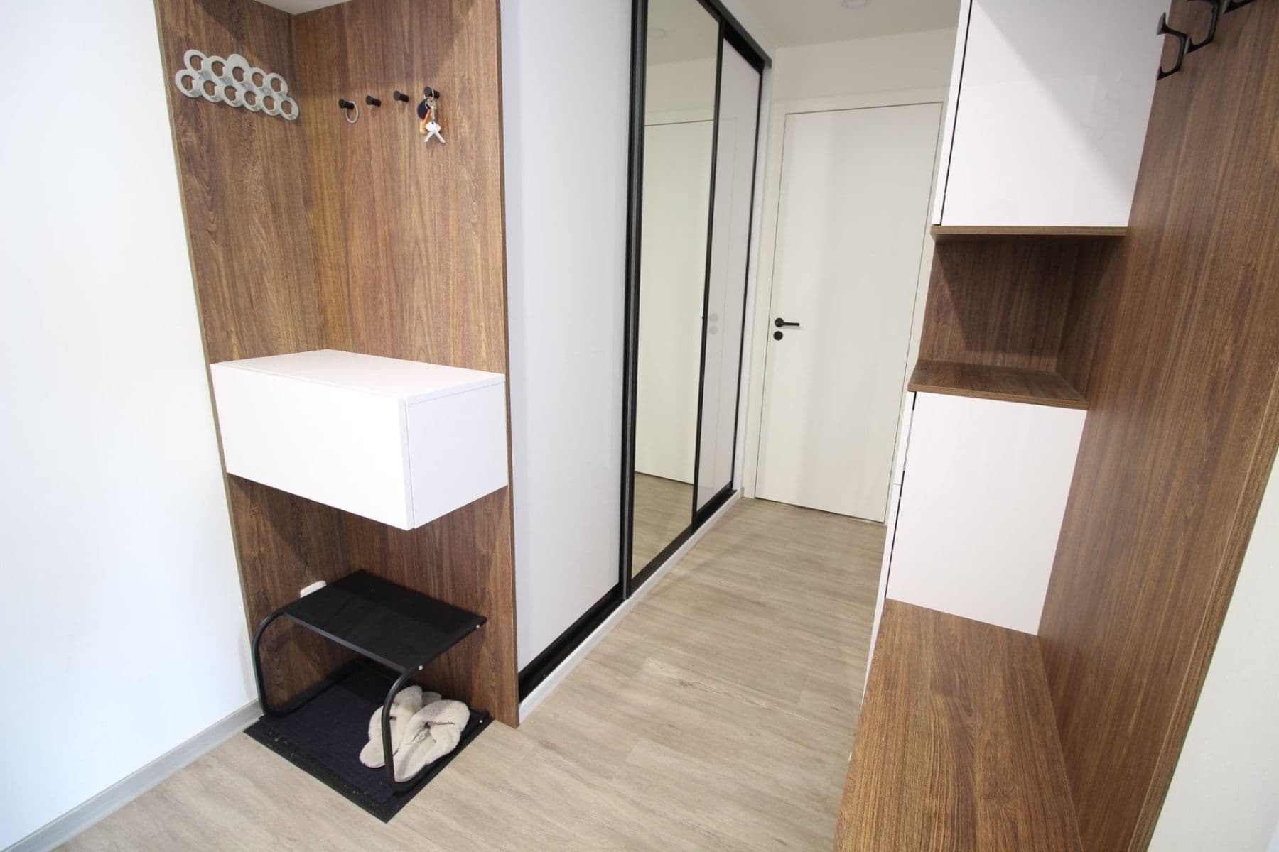 Prenájom bytu 2-izbový 47 m², Trávníčkova, Praha, Praha Prenájom bytu 2-izbový 47 m², Trávníčkova, Praha, Praha