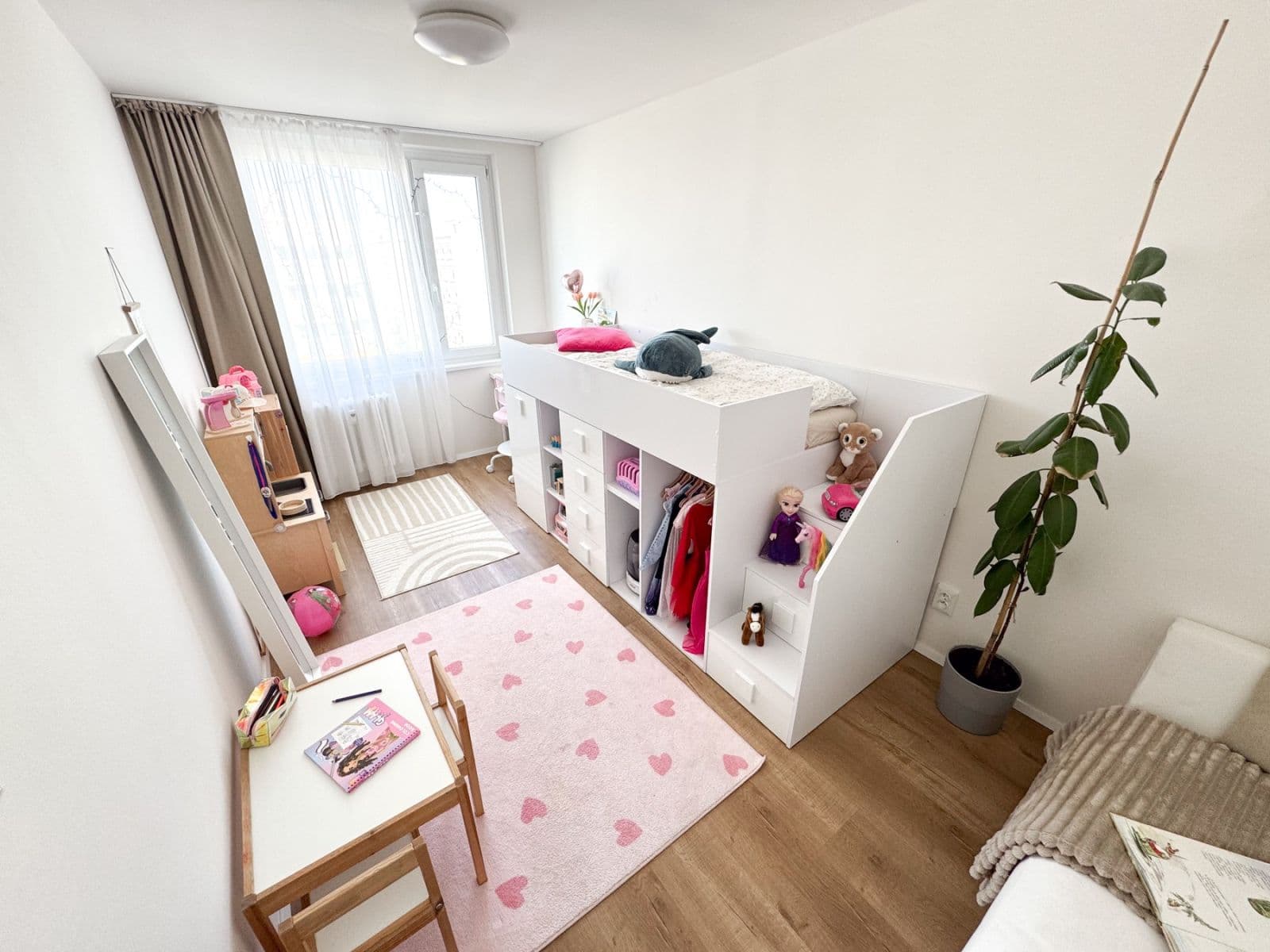 Predaj bytu 3-izbový 76 m², Přecechtělova, Praha, Praha Predaj bytu 3-izbový 76 m², Přecechtělova, Praha, Praha