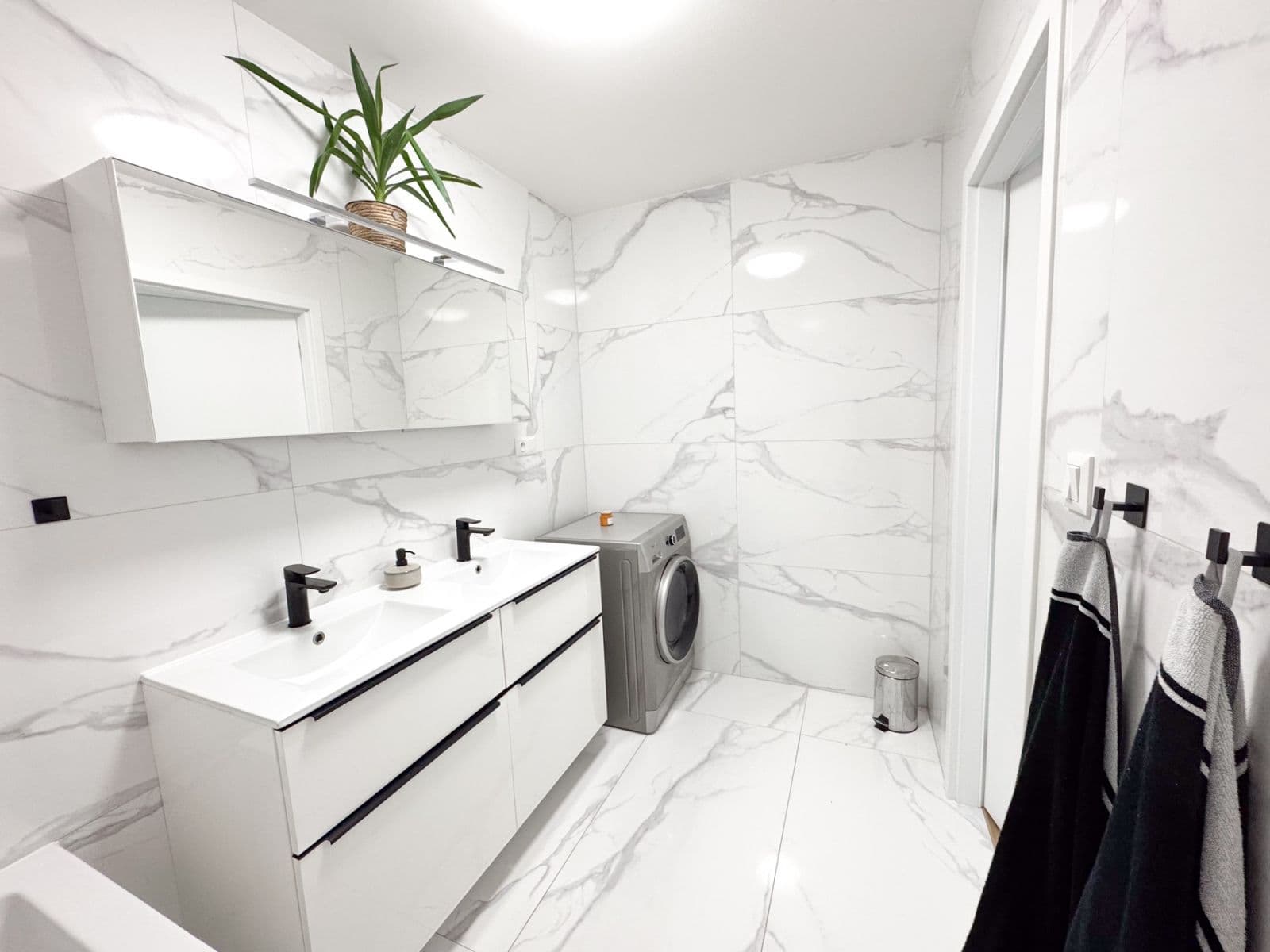 Predaj bytu 3-izbový 76 m², Přecechtělova, Praha, Praha Predaj bytu 3-izbový 76 m², Přecechtělova, Praha, Praha