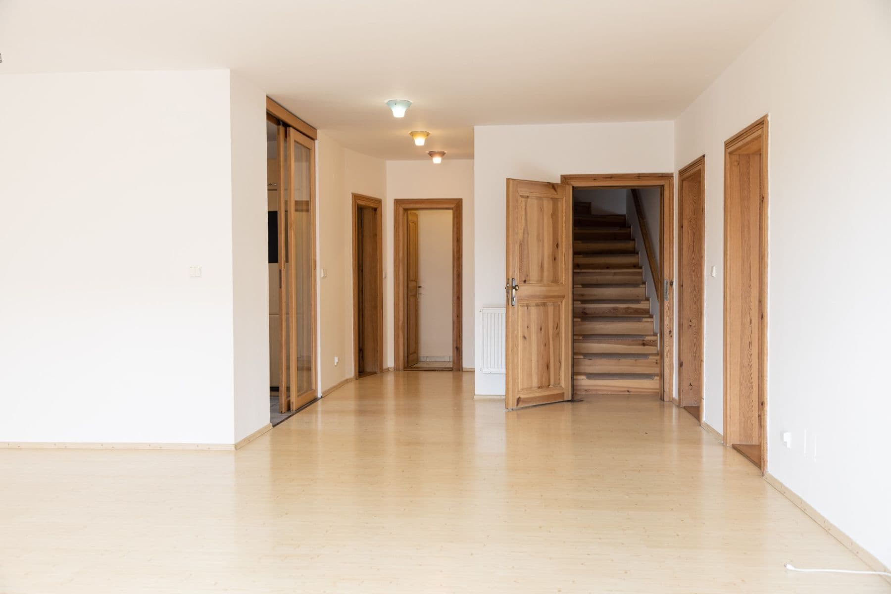 Prenájom bytu 4-izbový 150 m², Ohnivcova, Praha, Praha Prenájom bytu 4-izbový 150 m², Ohnivcova, Praha, Praha