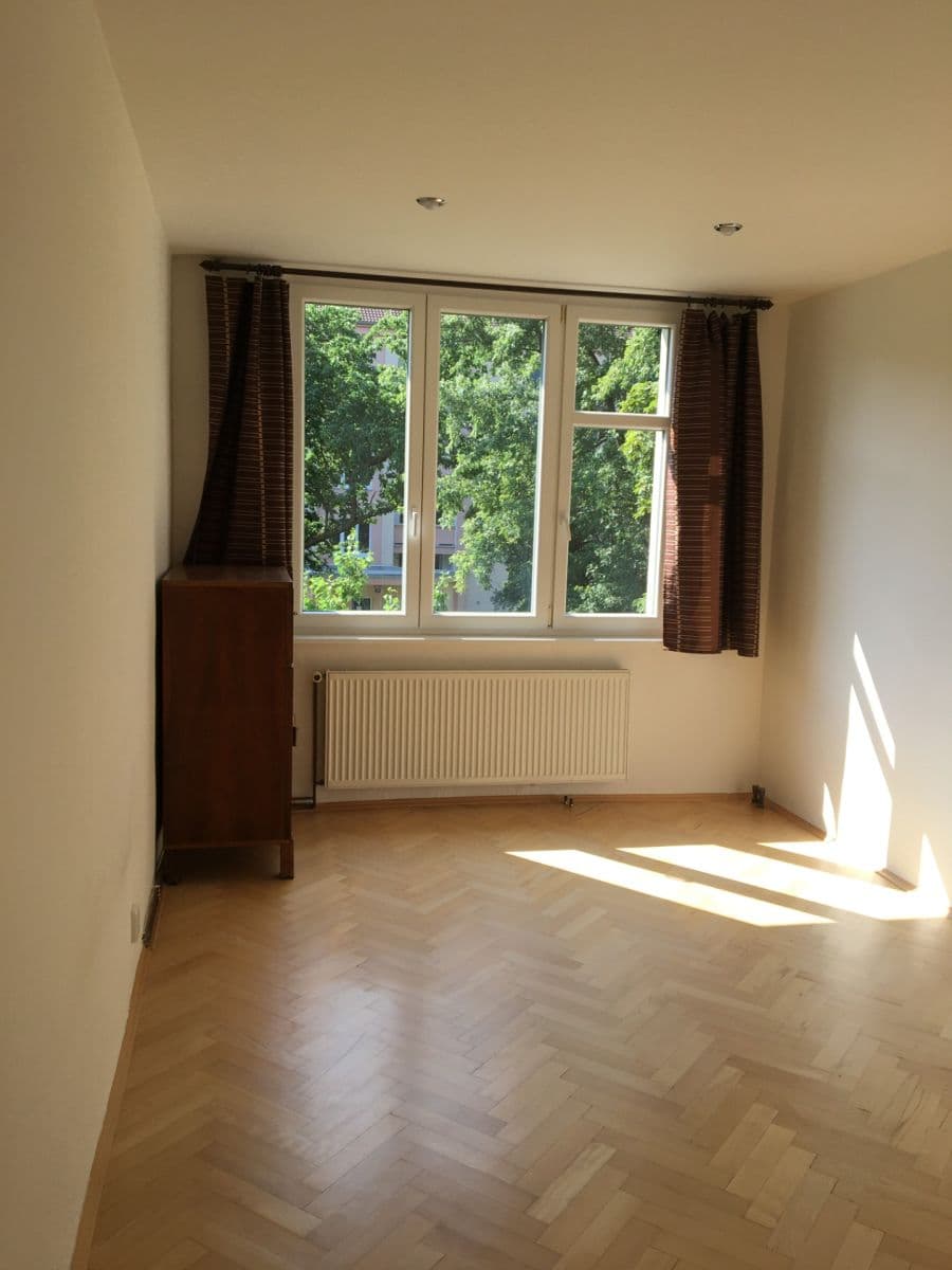 Prenájom bytu 2-izbový 83 m², Dětská, Praha, Praha Prenájom bytu 2-izbový 83 m², Dětská, Praha, Praha
