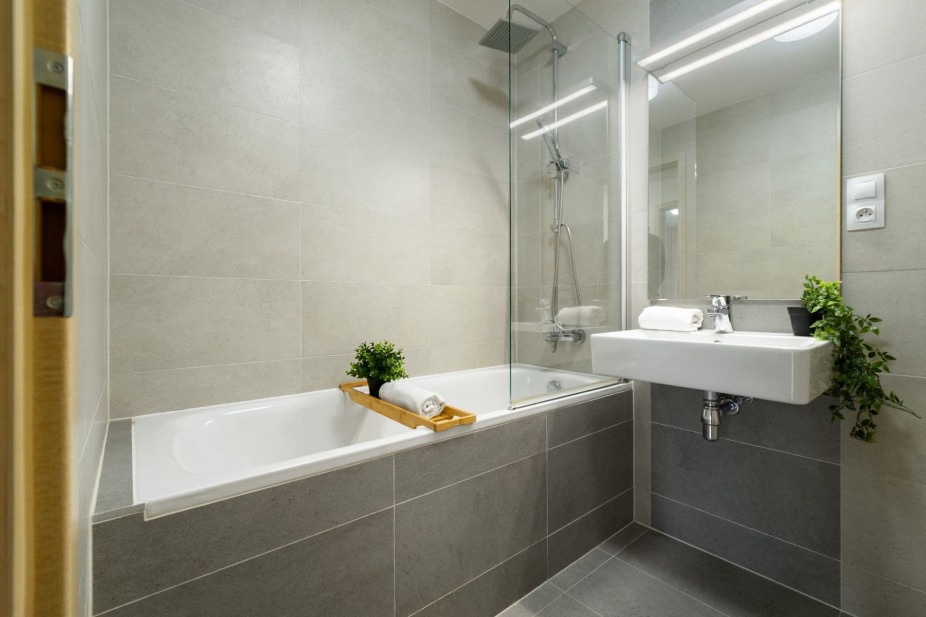 Prenájom bytu 2-izbový 58 m², Na Zlatě, Praha, Praha Prenájom bytu 2-izbový 58 m², Na Zlatě, Praha, Praha