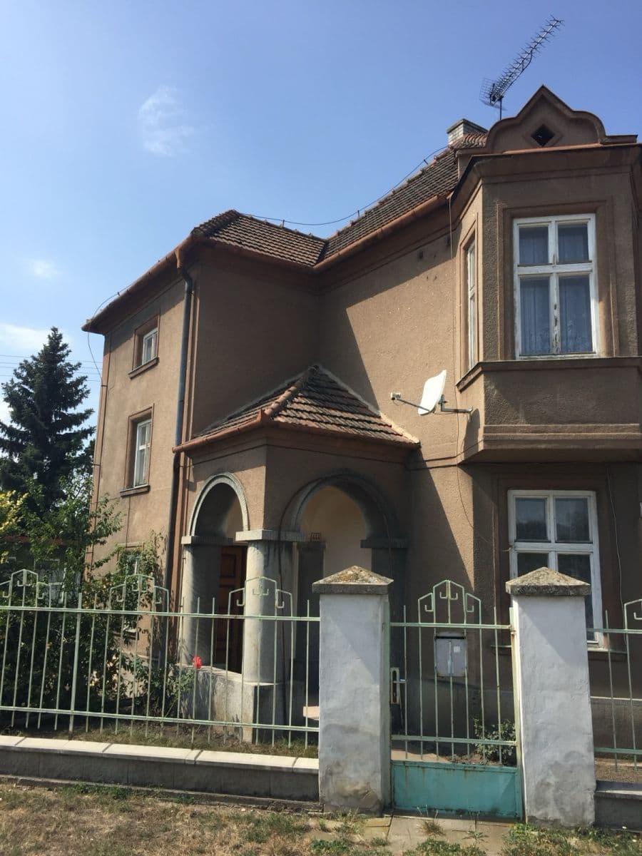 Predaj domu 163 m², pozemek 602 m², Kostelec na Hané, Olomoucký kraj Predaj domu 163 m², pozemek 602 m², Kostelec na Hané, Olomoucký kraj