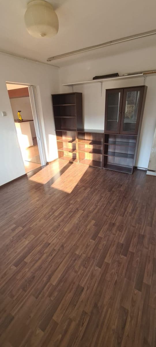 Prenájom bytu 2-izbový 50 m², Aloise Jiráska, Příbram, Středočeský kraj Prenájom bytu 2-izbový 50 m², Aloise Jiráska, Příbram, Středočeský kraj