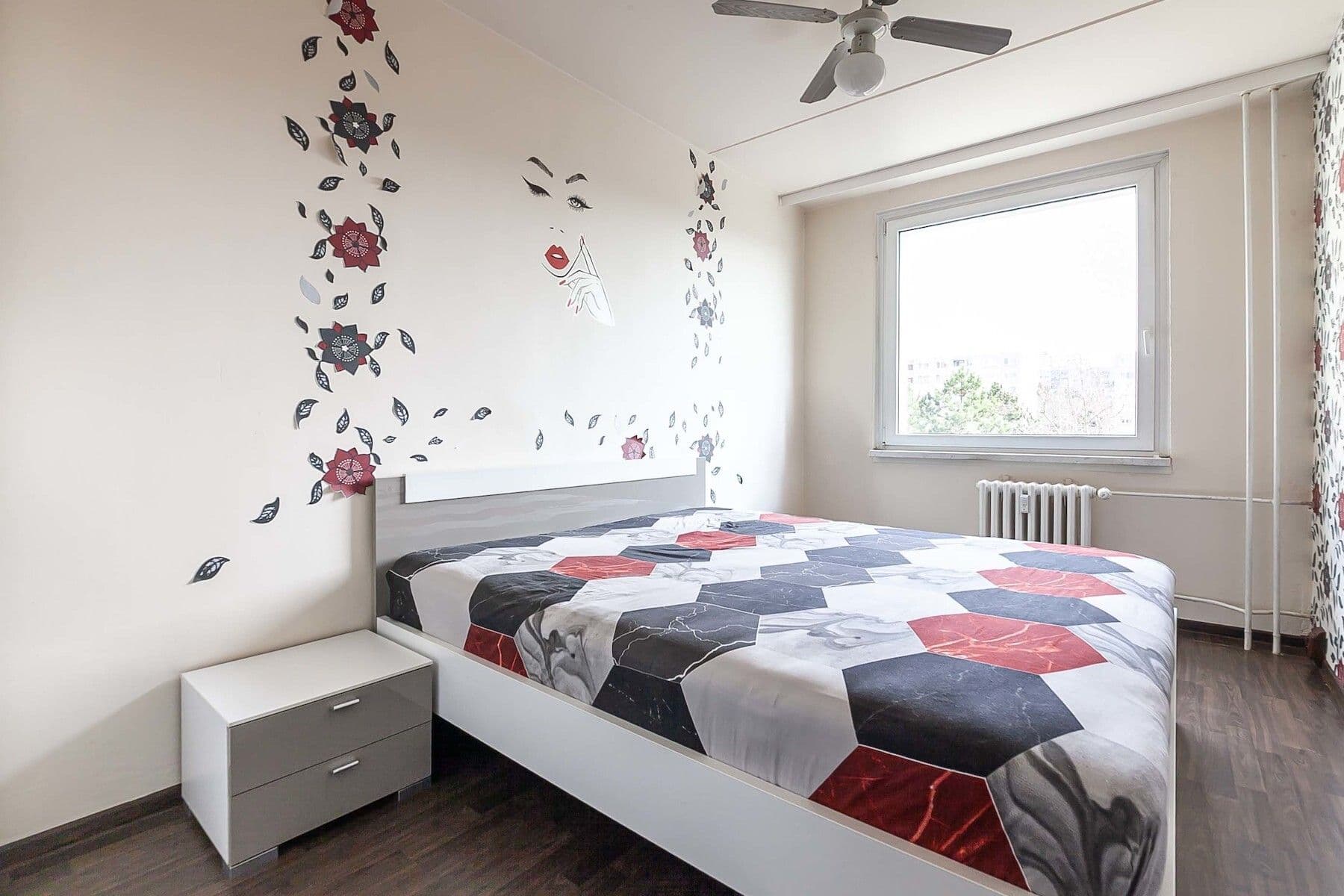 Predaj bytu 3-izbový 81 m², Jordana Jovkova, Praha, Praha Predaj bytu 3-izbový 81 m², Jordana Jovkova, Praha, Praha