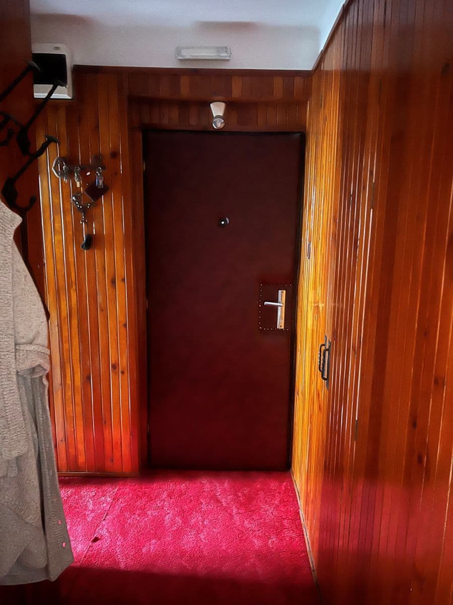 Predaj bytu 3-izbový 65 m², U Růžáku, Nymburk, Středočeský kraj Predaj bytu 3-izbový 65 m², U Růžáku, Nymburk, Středočeský kraj