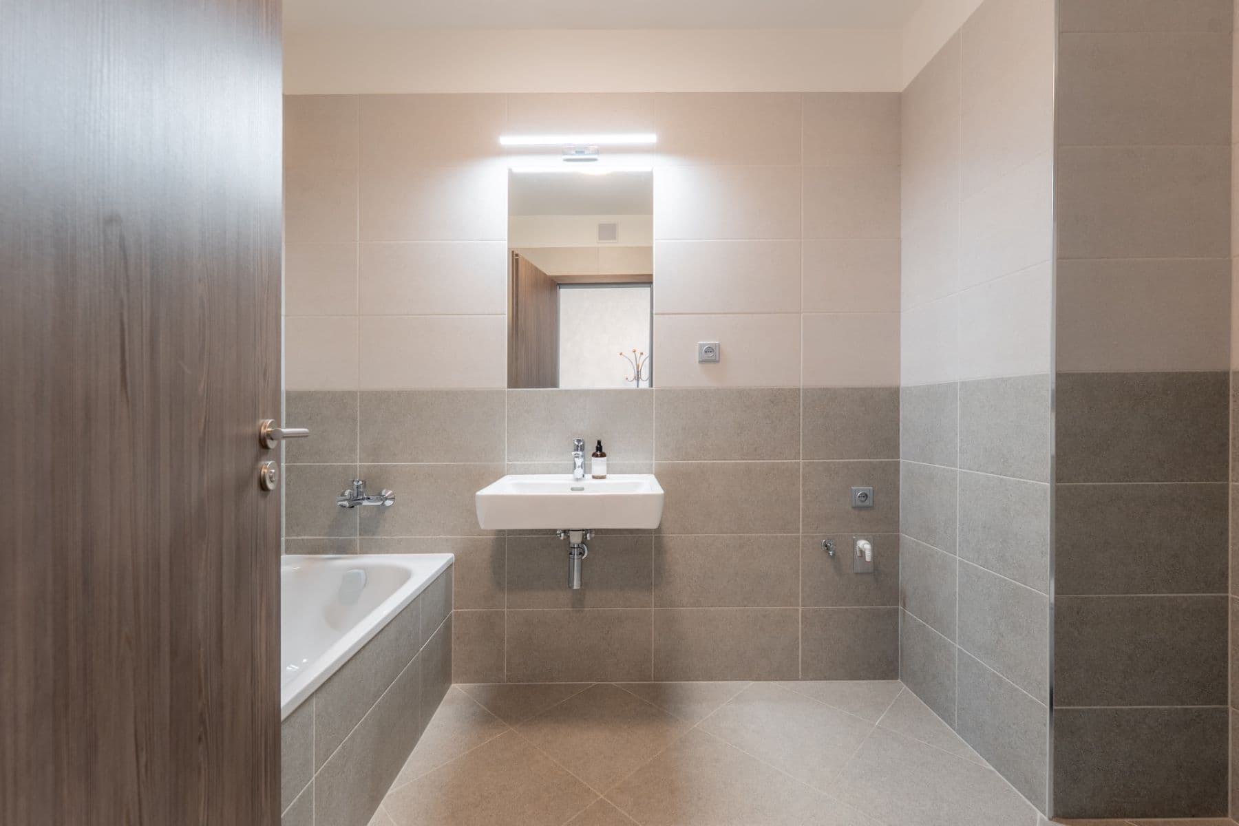 Predaj bytu 2-izbový 58 m², Poděbradská, Praha, Praha Predaj bytu 2-izbový 58 m², Poděbradská, Praha, Praha