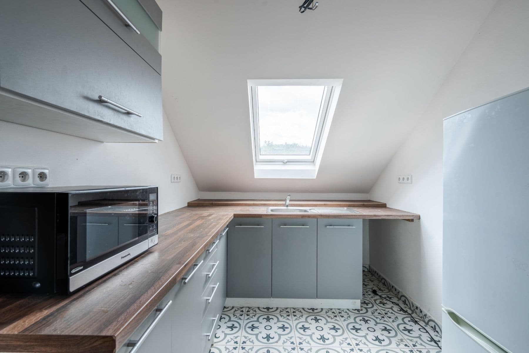 Prenájom bytu Garsoniéra 85 m², U Kaple, Ostopovice, Jihomoravský kraj Prenájom bytu Garsoniéra 85 m², U Kaple, Ostopovice, Jihomoravský kraj