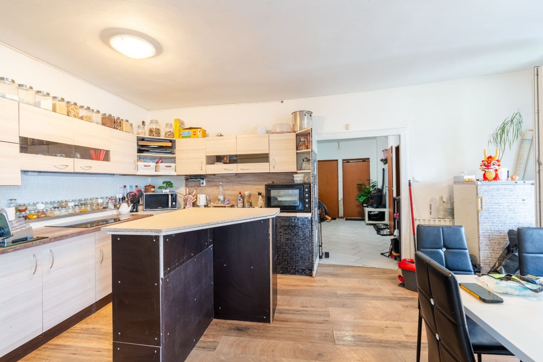 Prenájom bytu 4-izbový 110 m², U Kaple, Ostopovice, Jihomoravský kraj Prenájom bytu 4-izbový 110 m², U Kaple, Ostopovice, Jihomoravský kraj