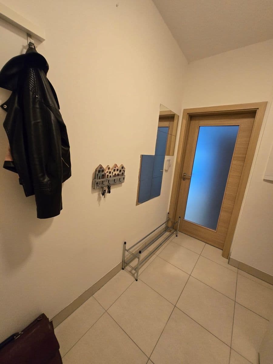 Prenájom bytu 2-izbový 52 m², Pod Radnicí, Praha, Praha Prenájom bytu 2-izbový 52 m², Pod Radnicí, Praha, Praha