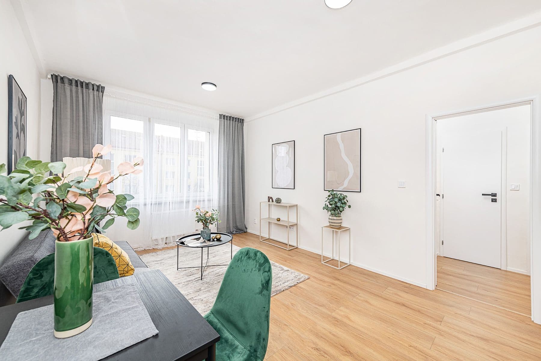 Predaj bytu 2-izbový 39 m², Průběžná, Praha, Praha Predaj bytu 2-izbový 39 m², Průběžná, Praha, Praha