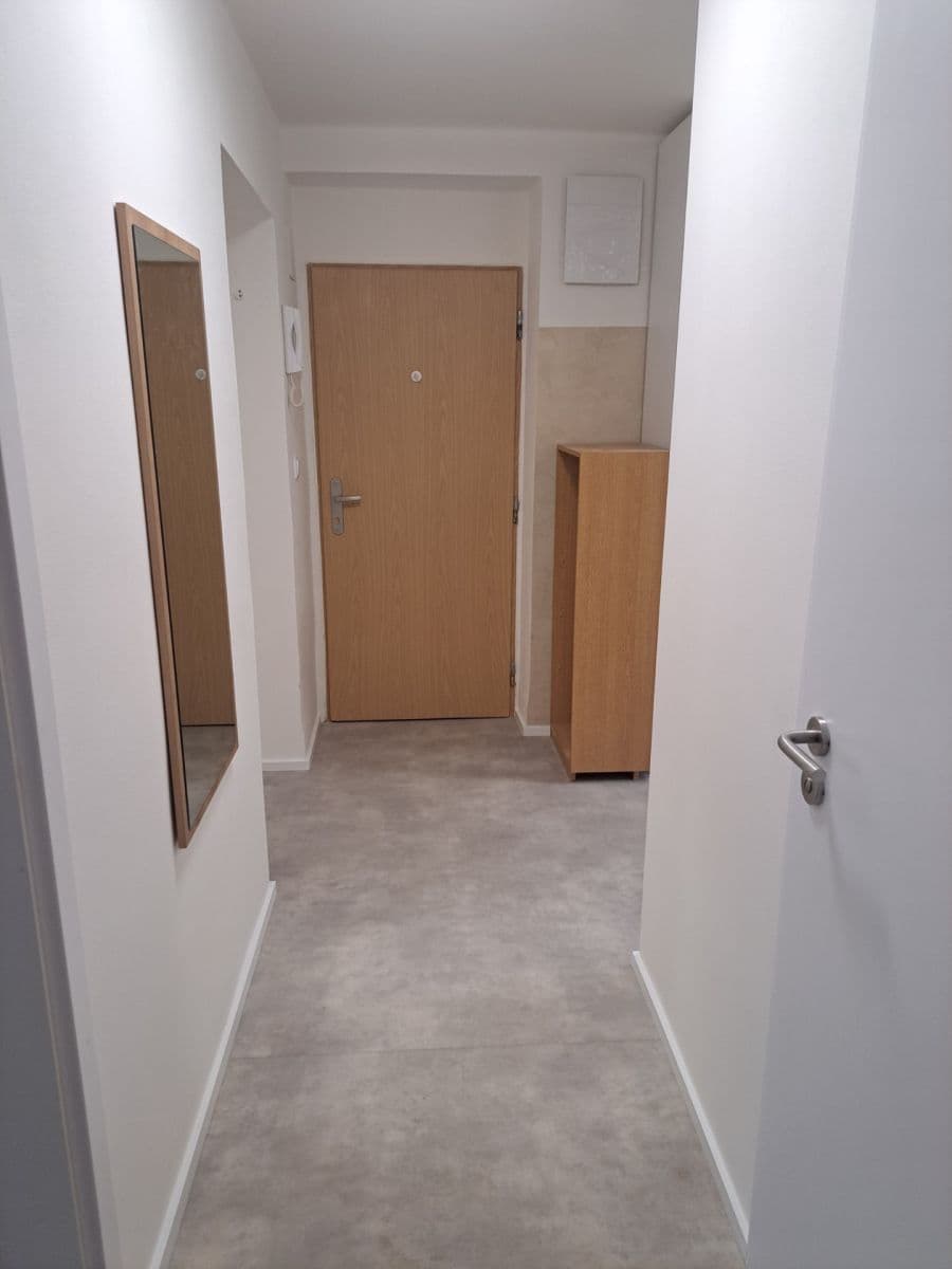 Prenájom bytu 2-izbový 42 m², Zengrova, Praha, Praha Prenájom bytu 2-izbový 42 m², Zengrova, Praha, Praha