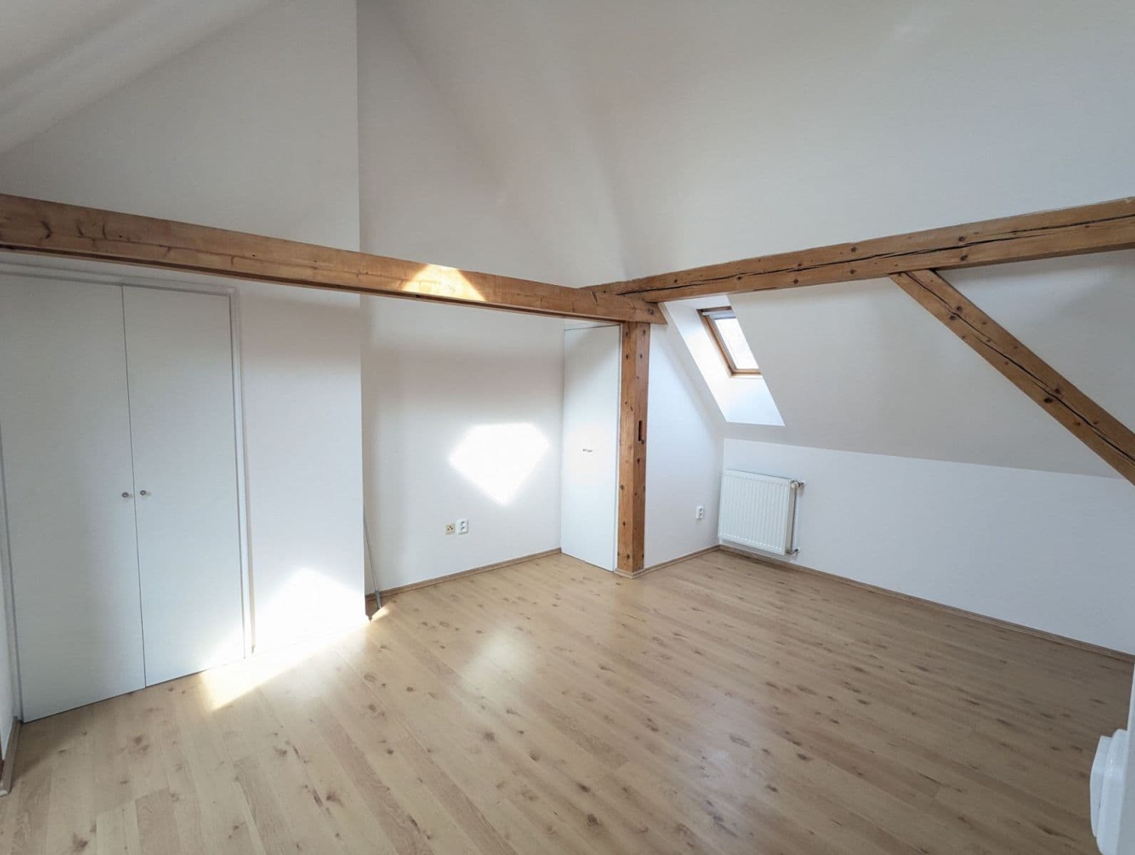 Prenájom bytu 2-izbový 67 m², Evropská, Praha, Praha Prenájom bytu 2-izbový 67 m², Evropská, Praha, Praha