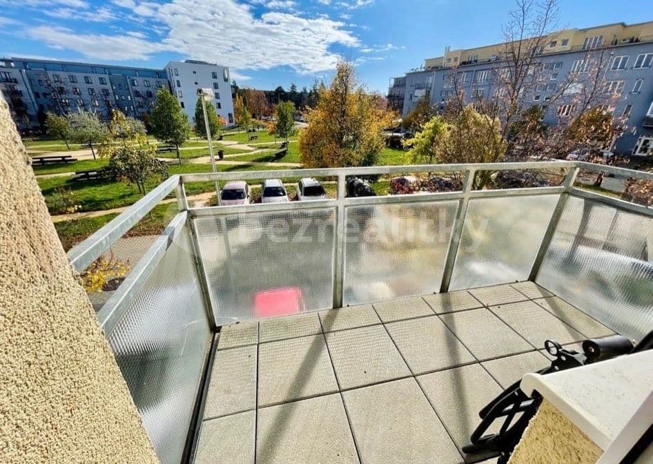 Prenájom bytu 2-izbový 58 m², Jaromíra Vejvody, Praha, Praha Prenájom bytu 2-izbový 58 m², Jaromíra Vejvody, Praha, Praha