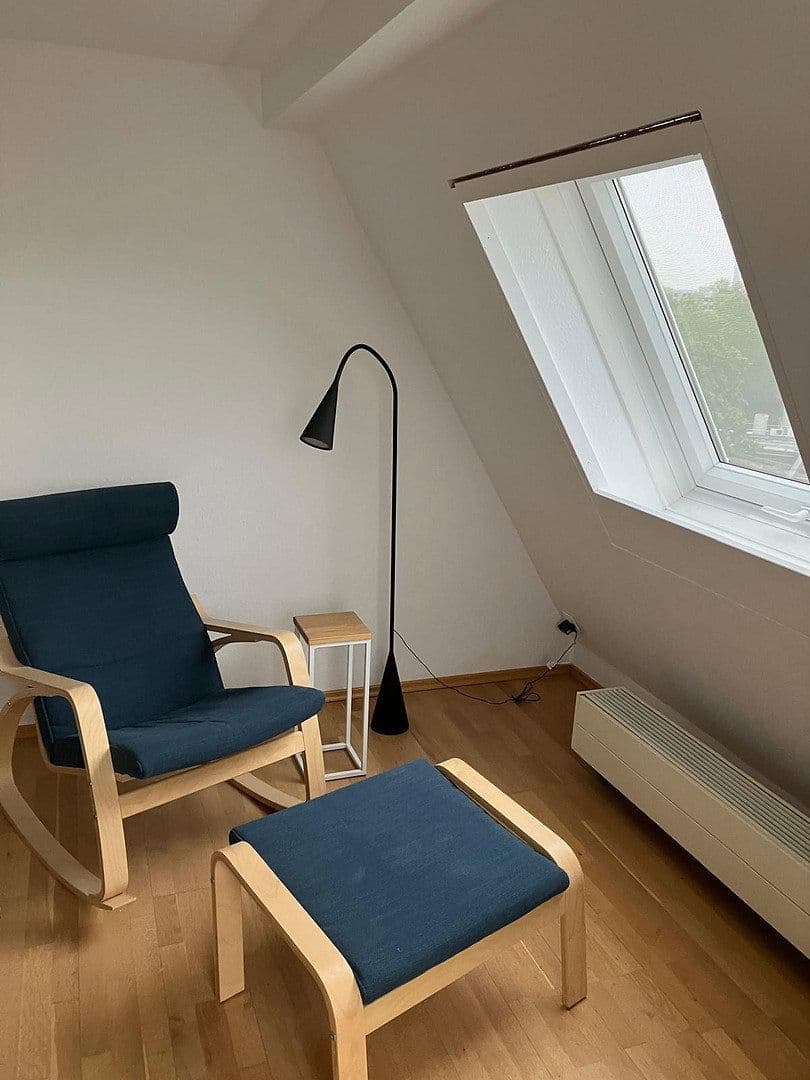 Prenájom bytu 3-izbový 71 m², Am Fischstein 49, Frankfurt am Main, Hesensko Prenájom bytu 3-izbový 71 m², Am Fischstein 49, Frankfurt am Main, Hesensko