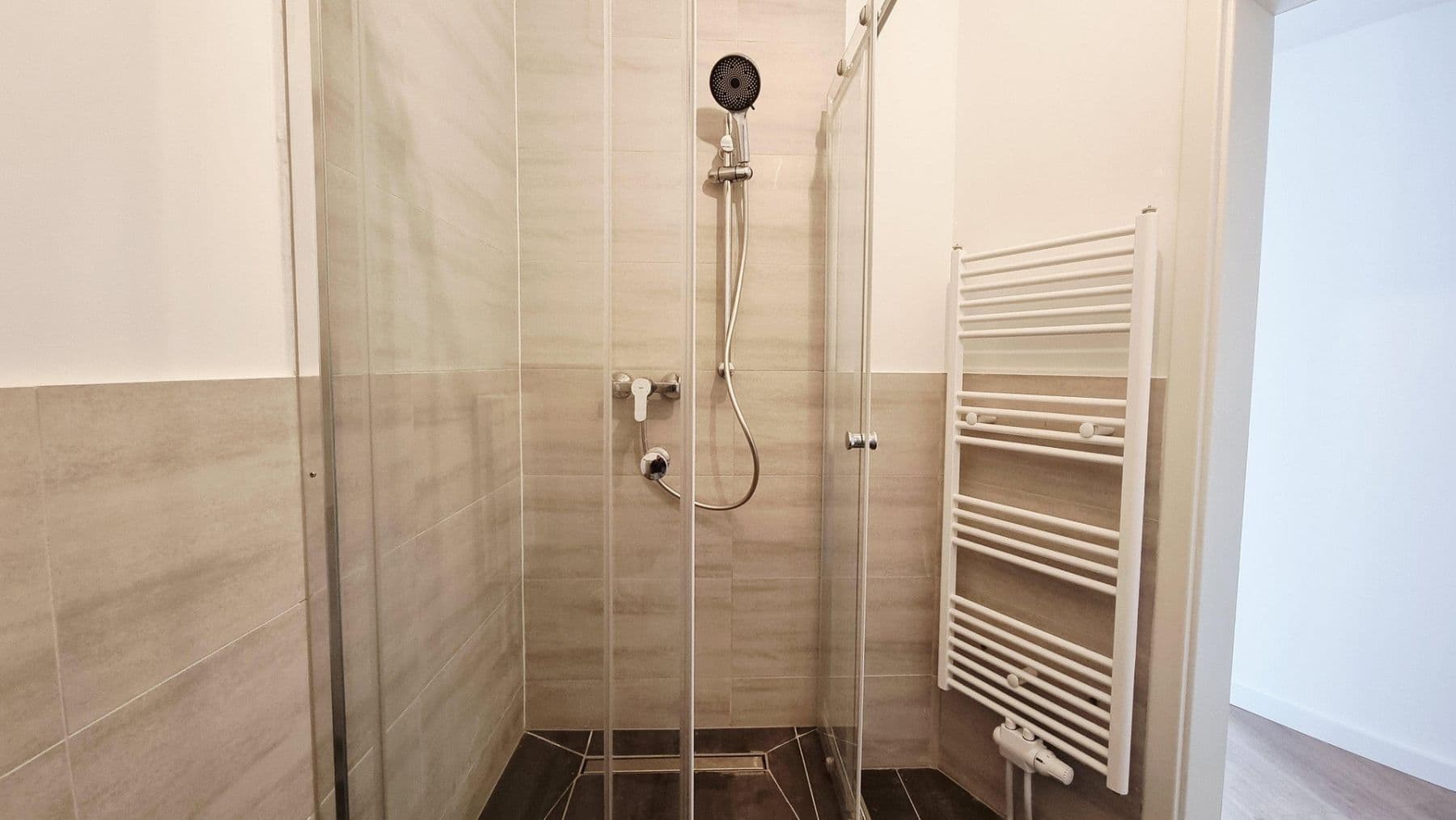 Prenájom bytu 4-izbový 90 m², Koogstrasse 46, Brunsbüttel, Šlezvicko-Holštajnsko Prenájom bytu 4-izbový 90 m², Koogstrasse 46, Brunsbüttel, Šlezvicko-Holštajnsko