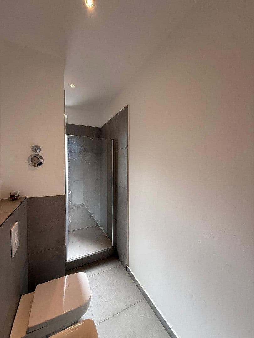 Prenájom bytu 2-izbový 68 m², Schubart Str., Berlin, Berlín Prenájom bytu 2-izbový 68 m², Schubart Str., Berlin, Berlín