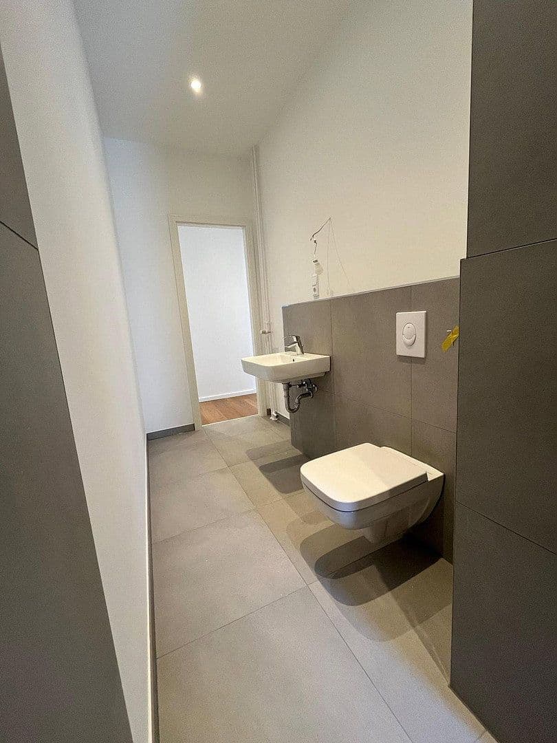 Prenájom bytu 2-izbový 68 m², Schubart Str., Berlin, Berlín Prenájom bytu 2-izbový 68 m², Schubart Str., Berlin, Berlín