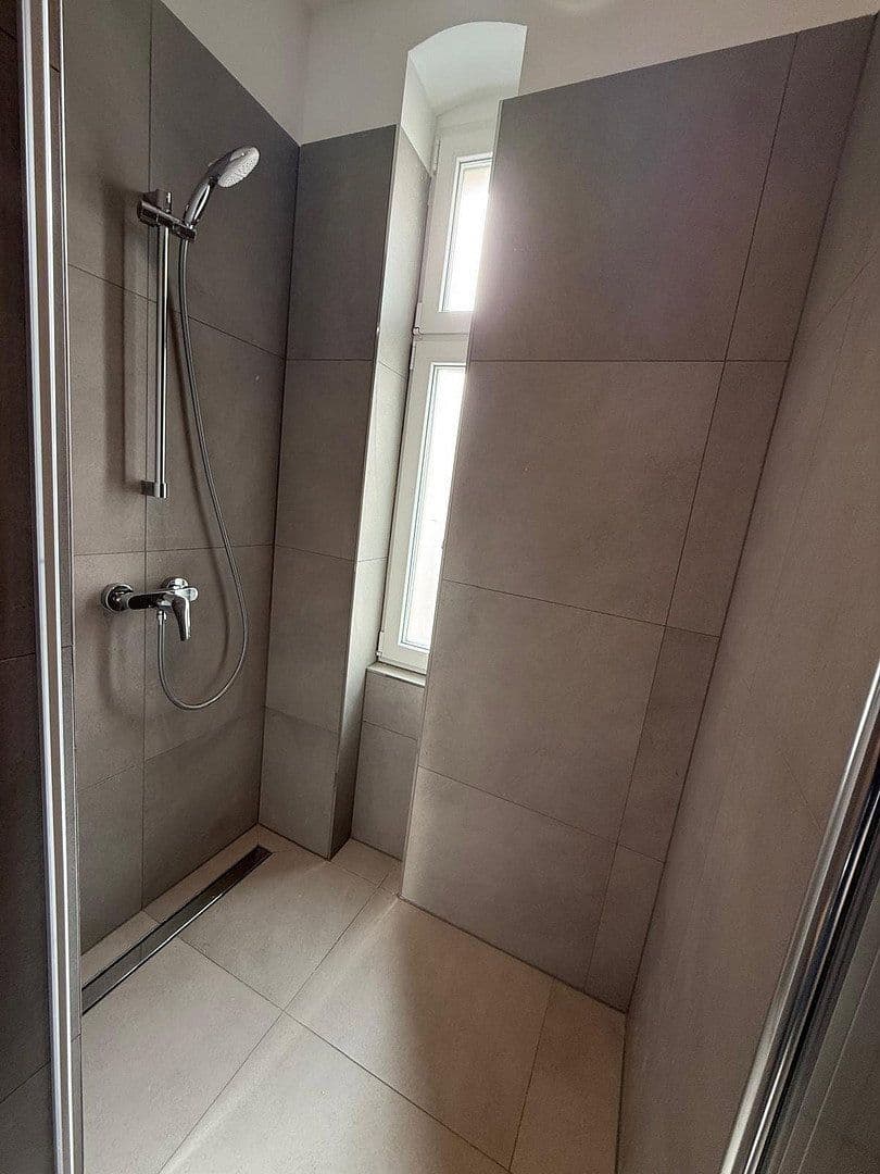 Prenájom bytu 2-izbový 68 m², Schubart Str., Berlin, Berlín Prenájom bytu 2-izbový 68 m², Schubart Str., Berlin, Berlín